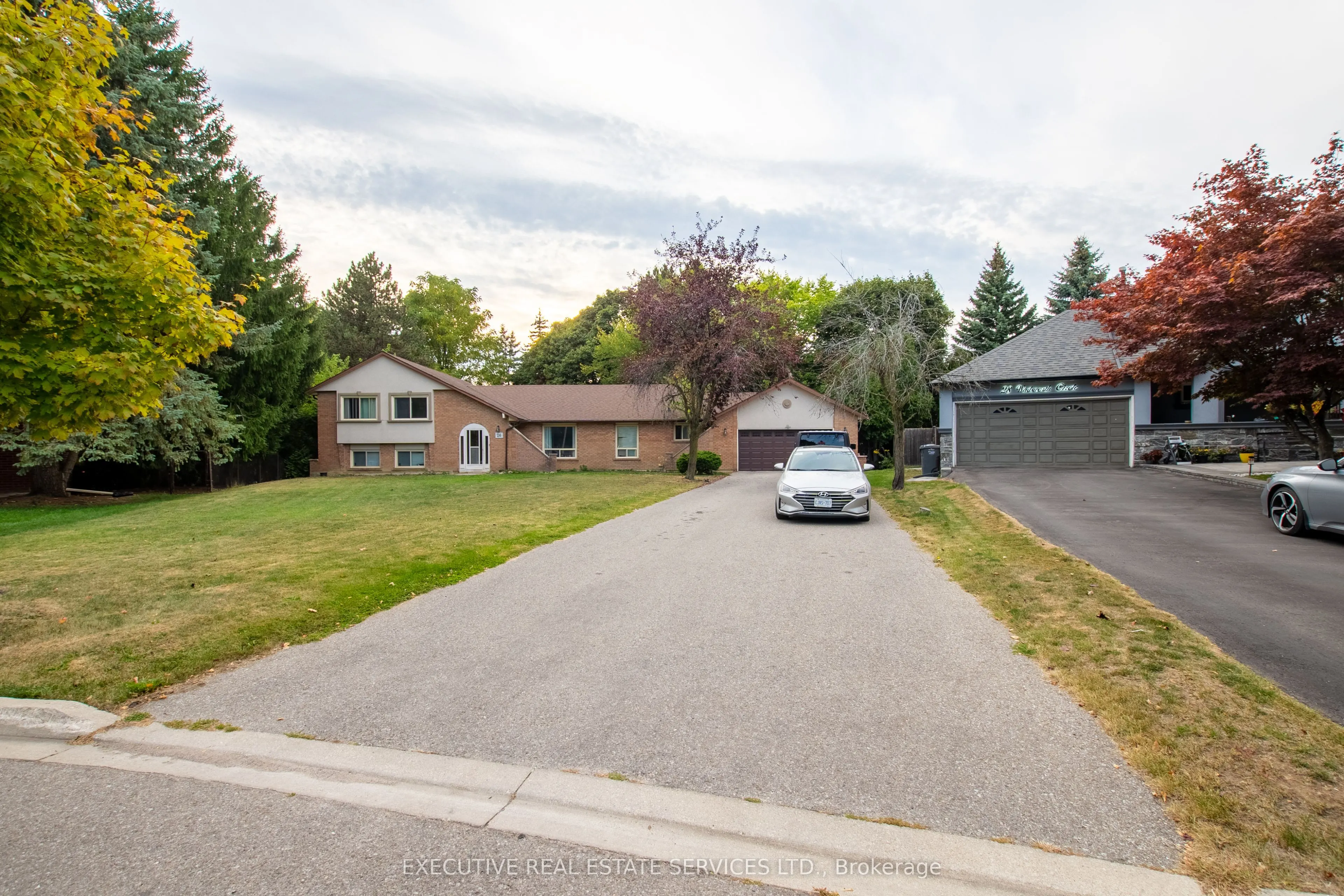26 Wadsworth Circle
