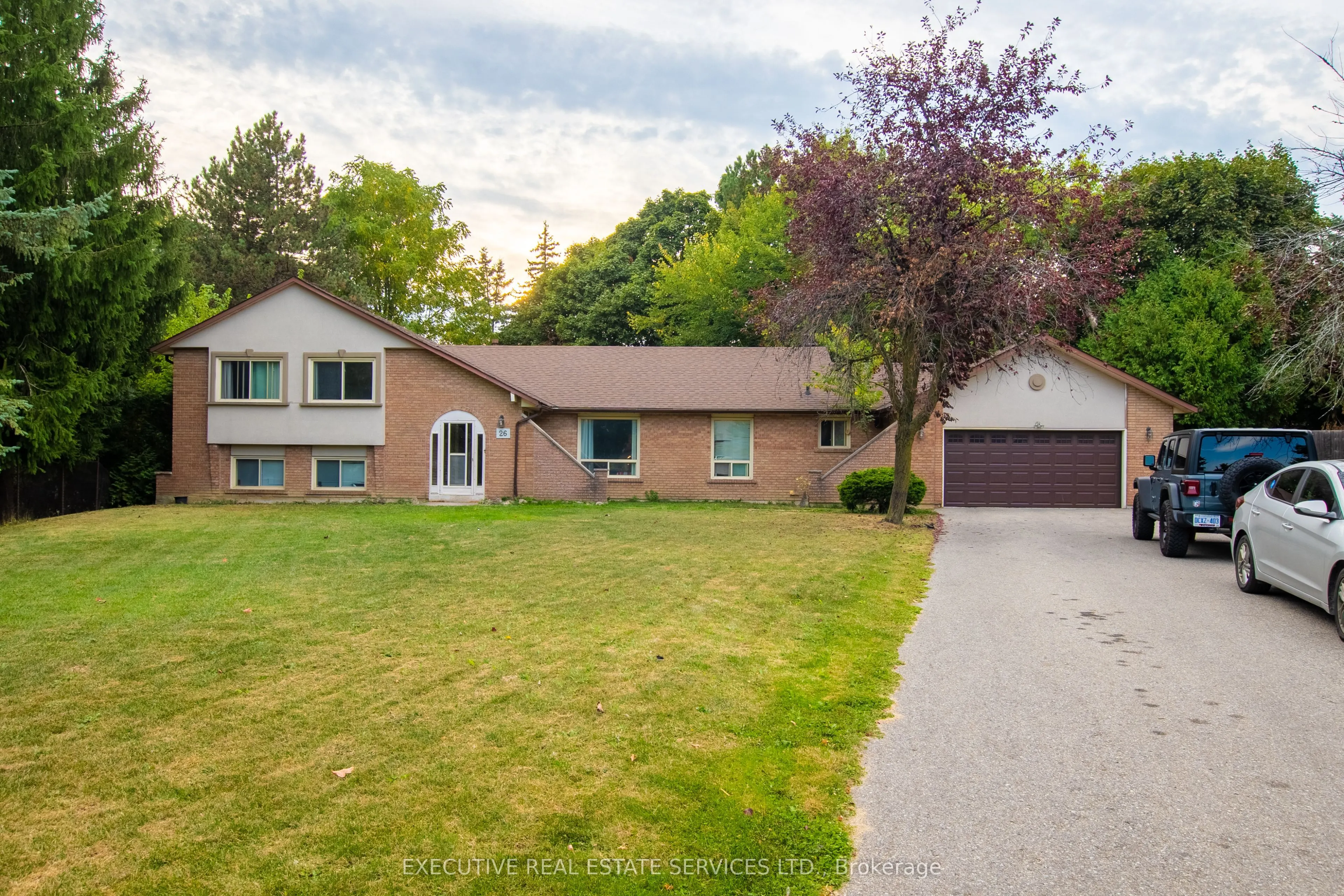 26 Wadsworth Circle