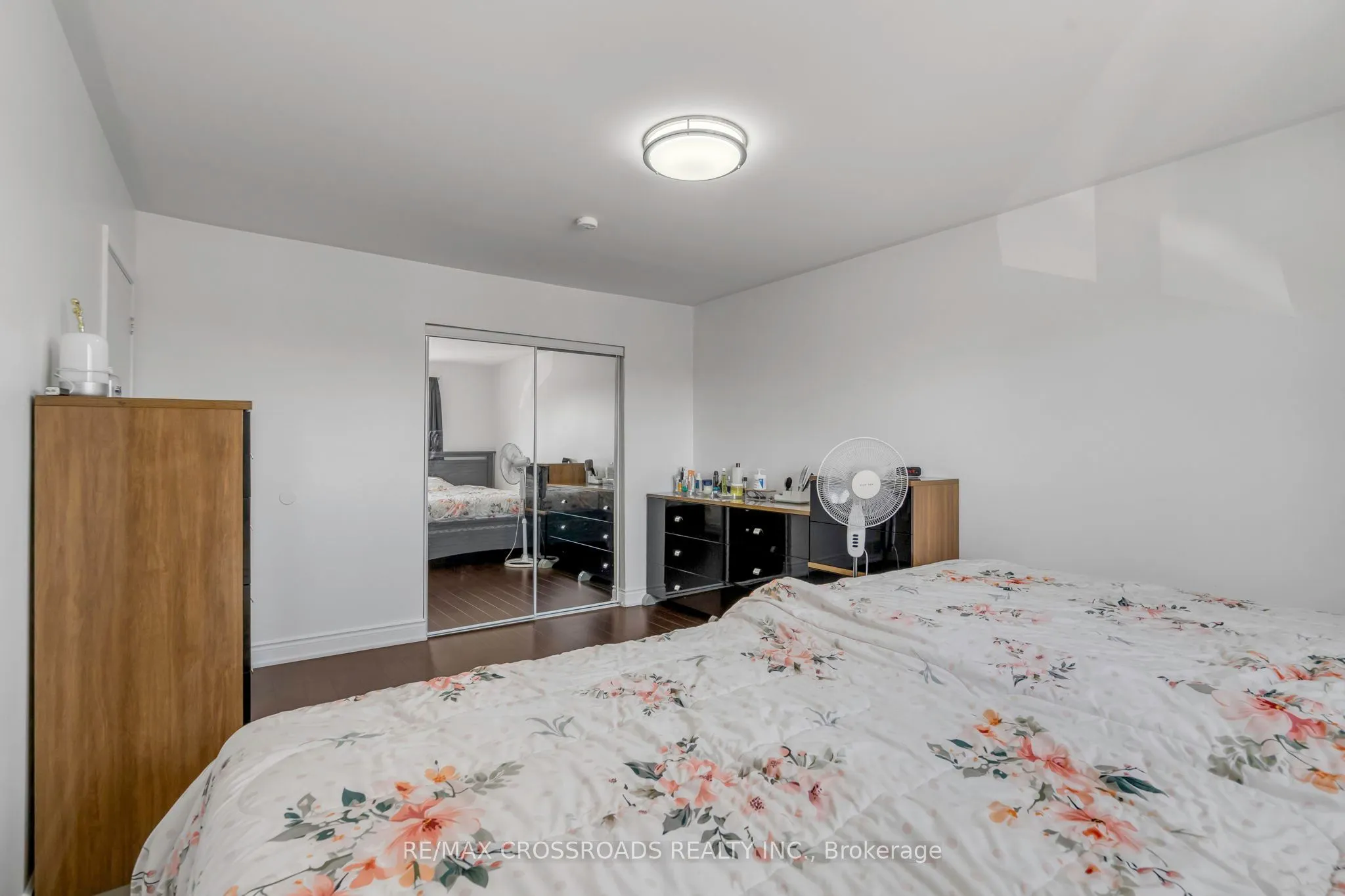 7450 Darcel Avenue, #12