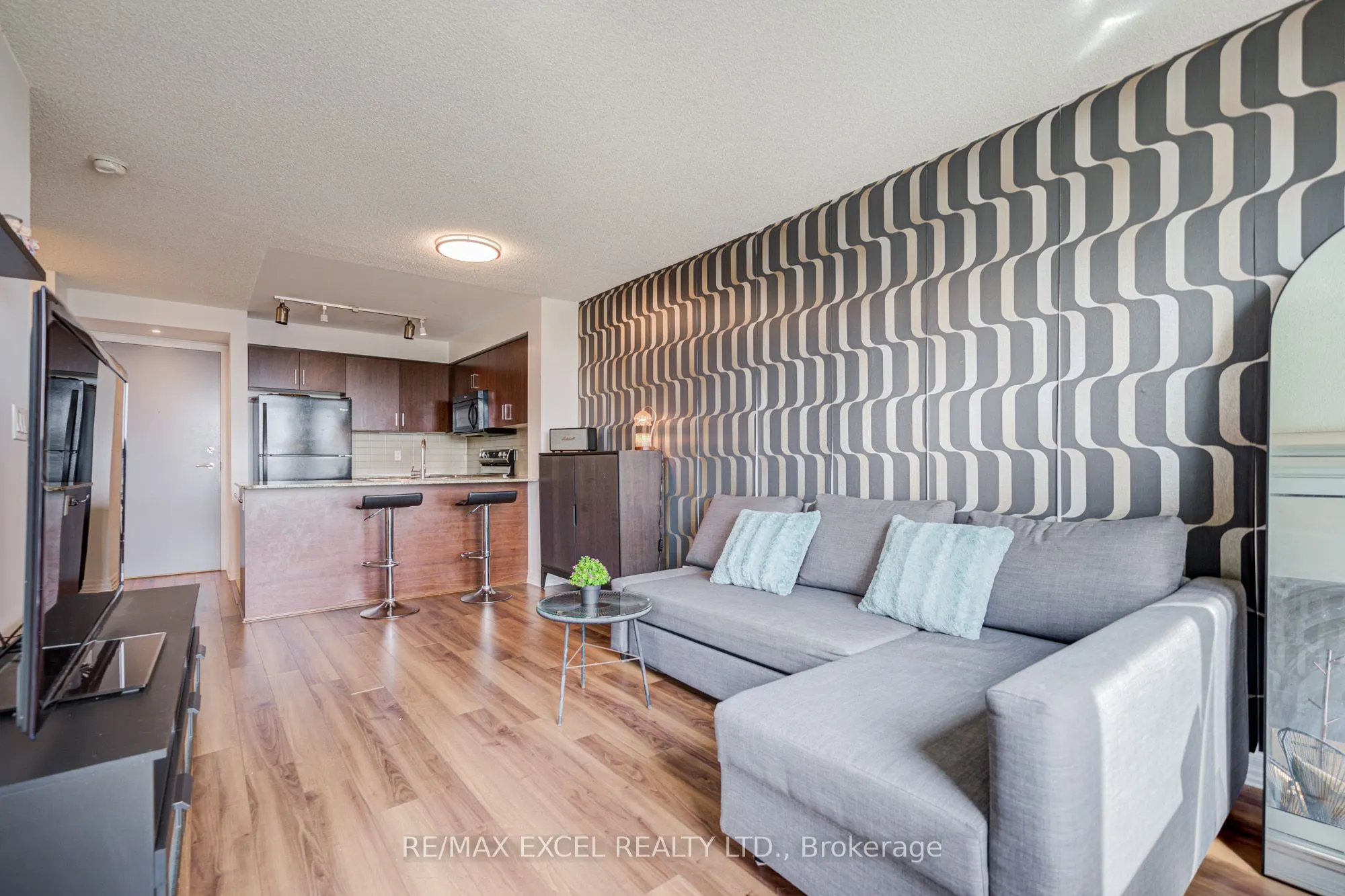 80 Esther Lorrie Drive, #617