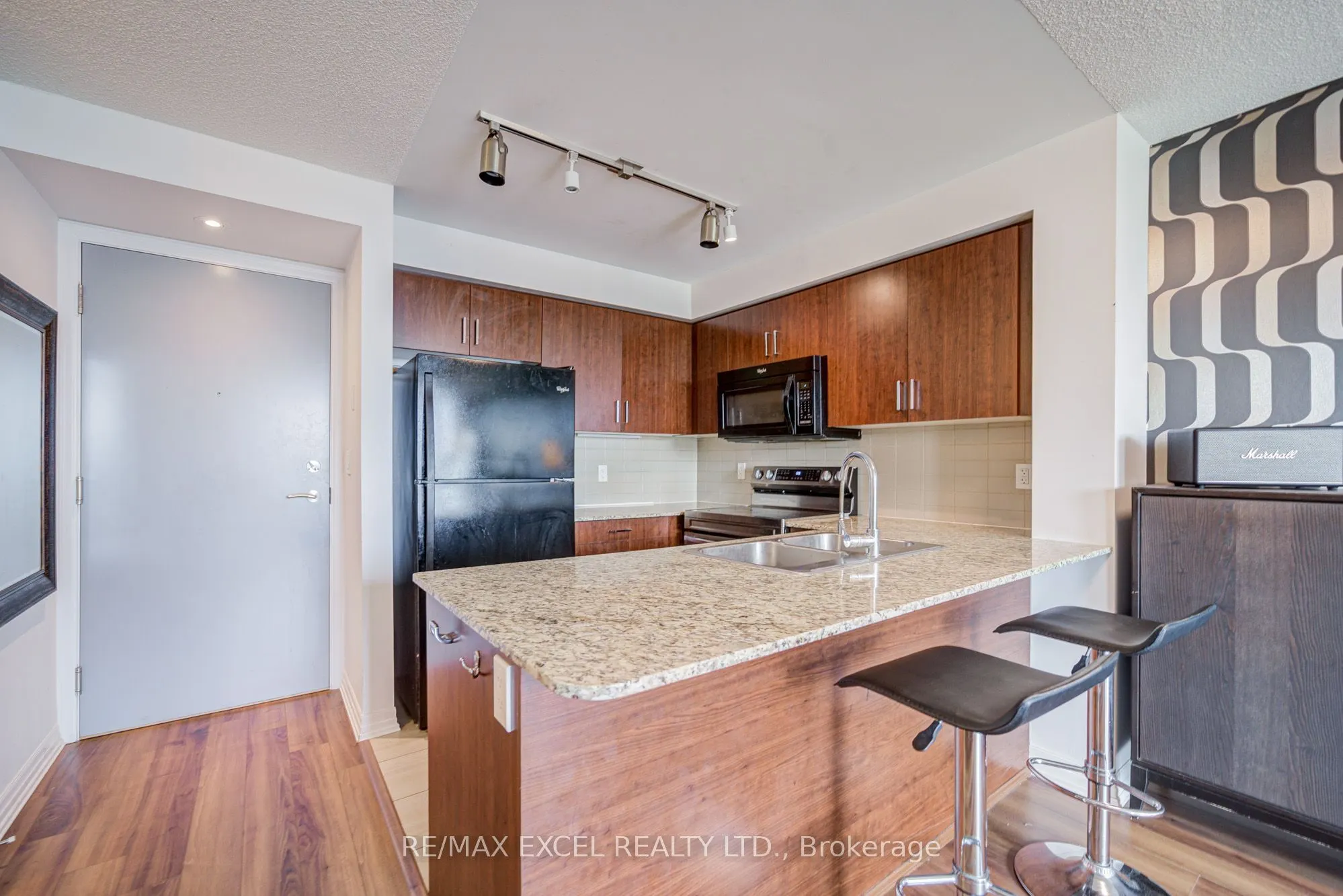 80 Esther Lorrie Drive, #617
