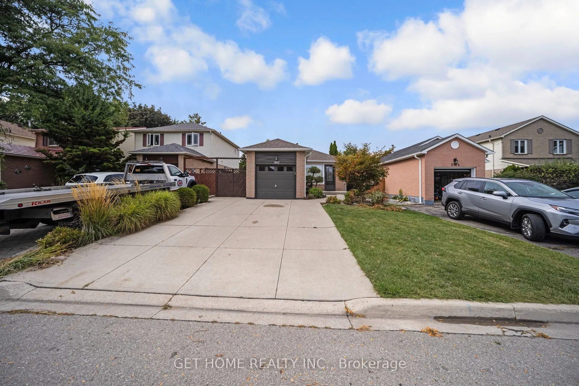 3162 Cantelon Crescent