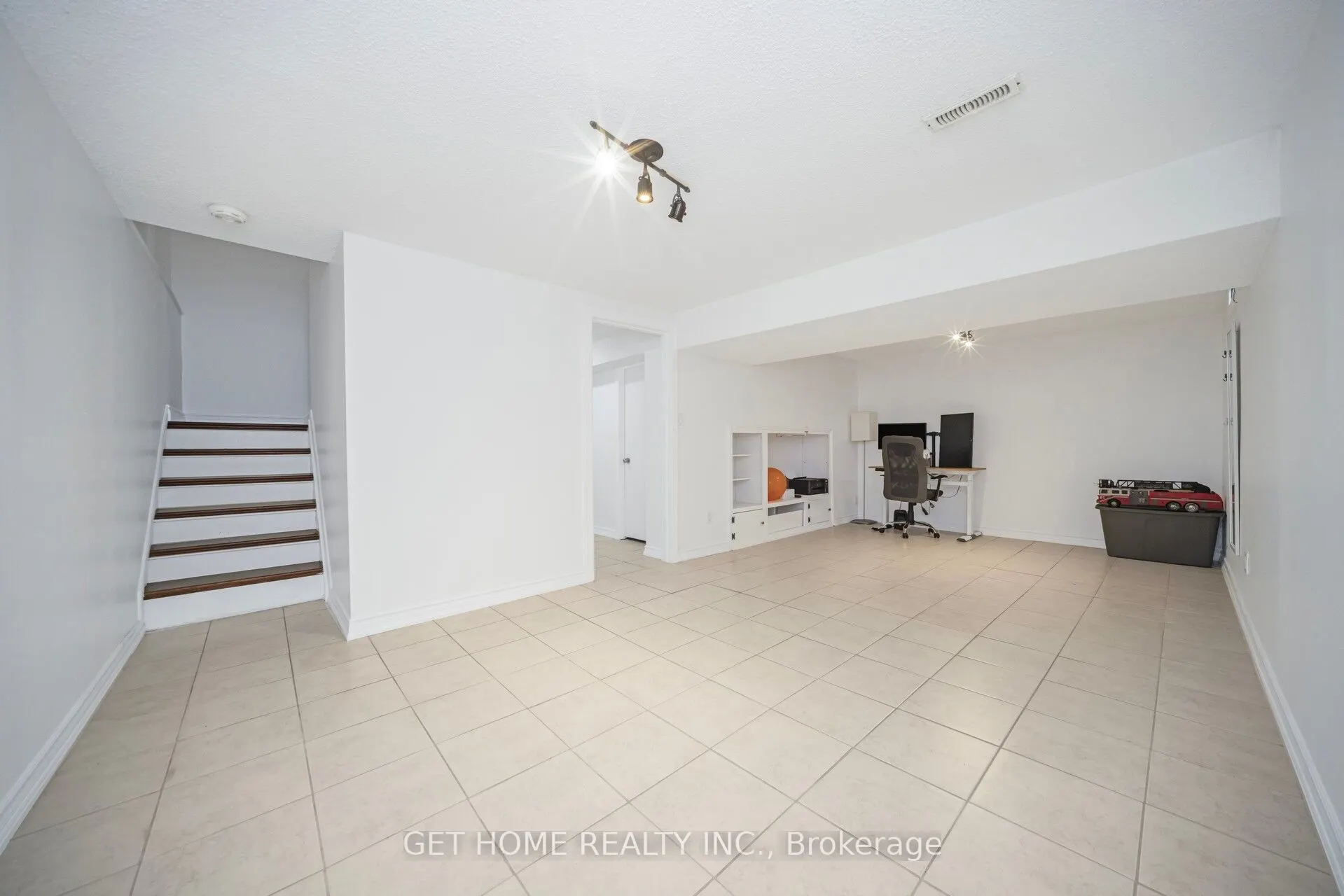 3162 Cantelon Crescent