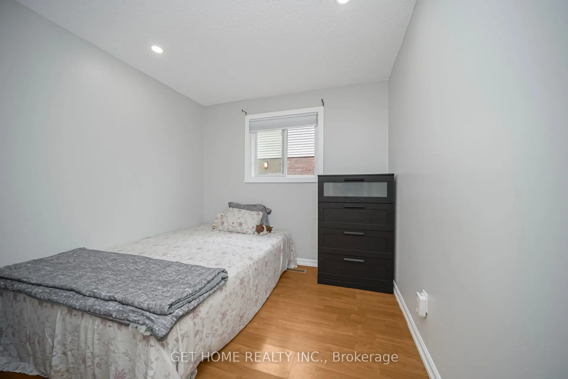3162 Cantelon Crescent