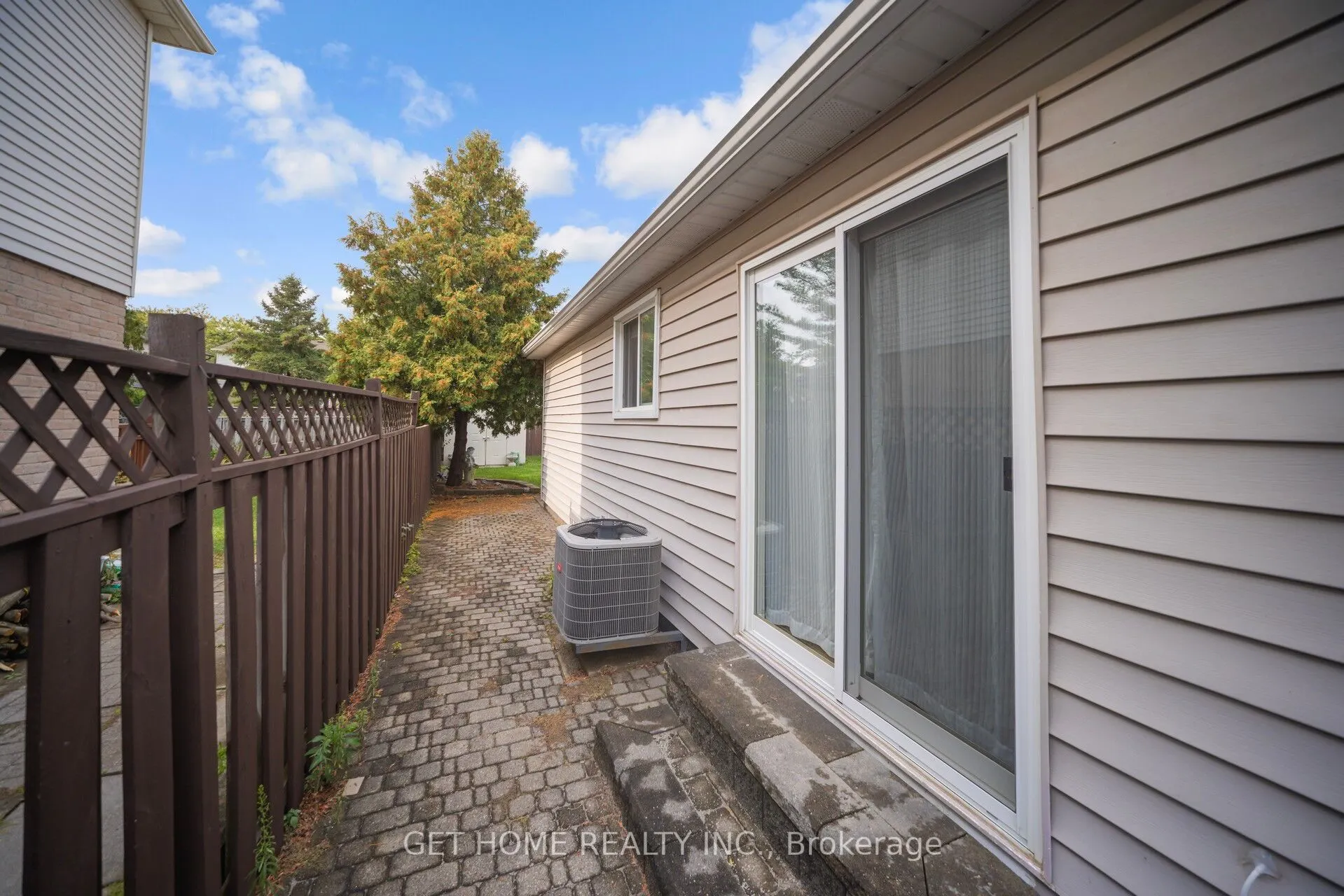 3162 Cantelon Crescent