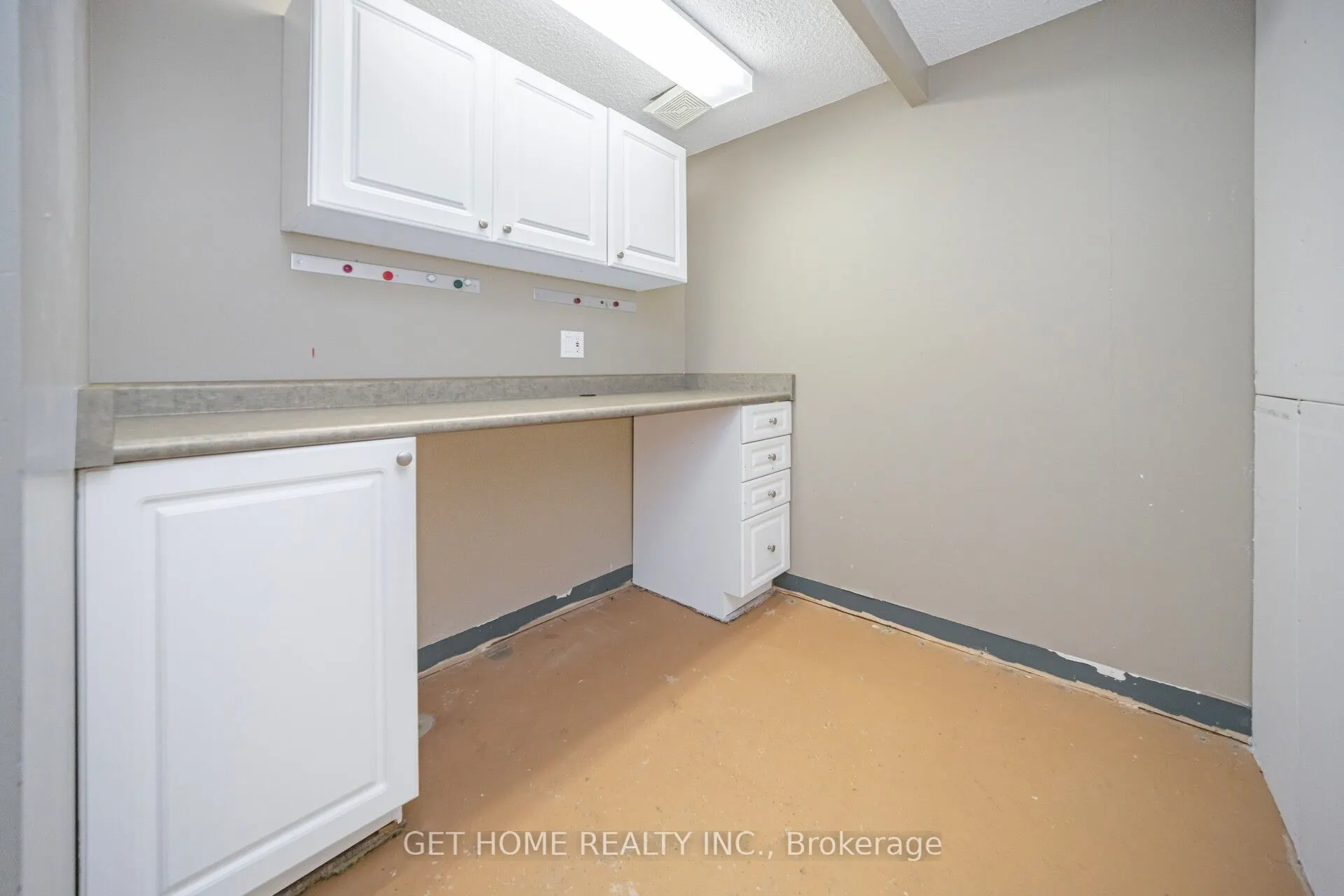 3162 Cantelon Crescent