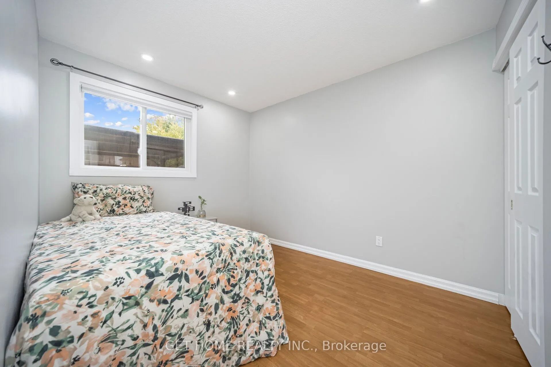 3162 Cantelon Crescent