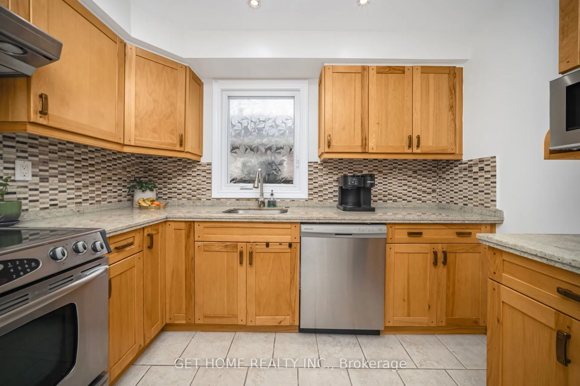 3162 Cantelon Crescent