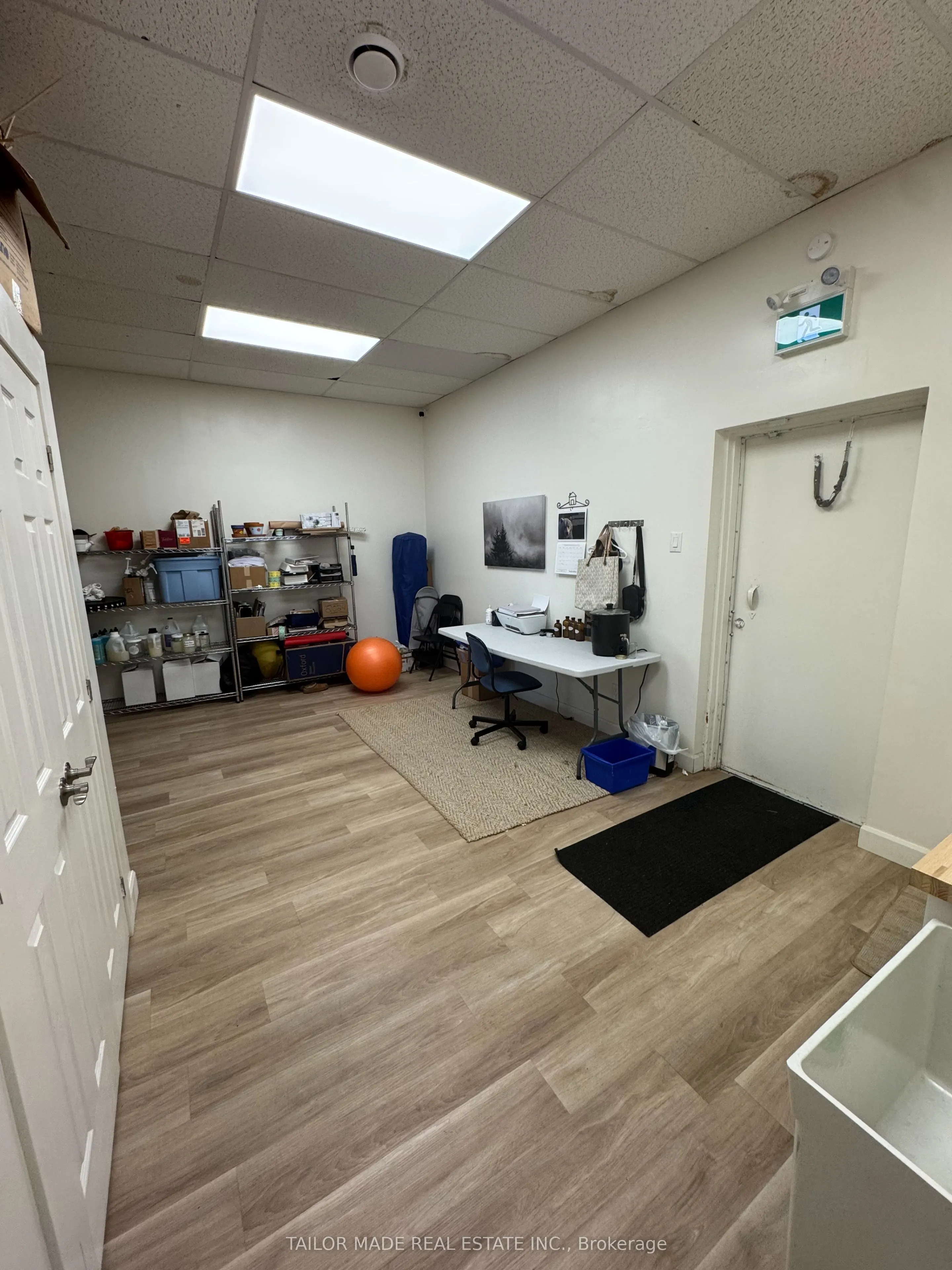 308B Queen Street S, #UNIT B