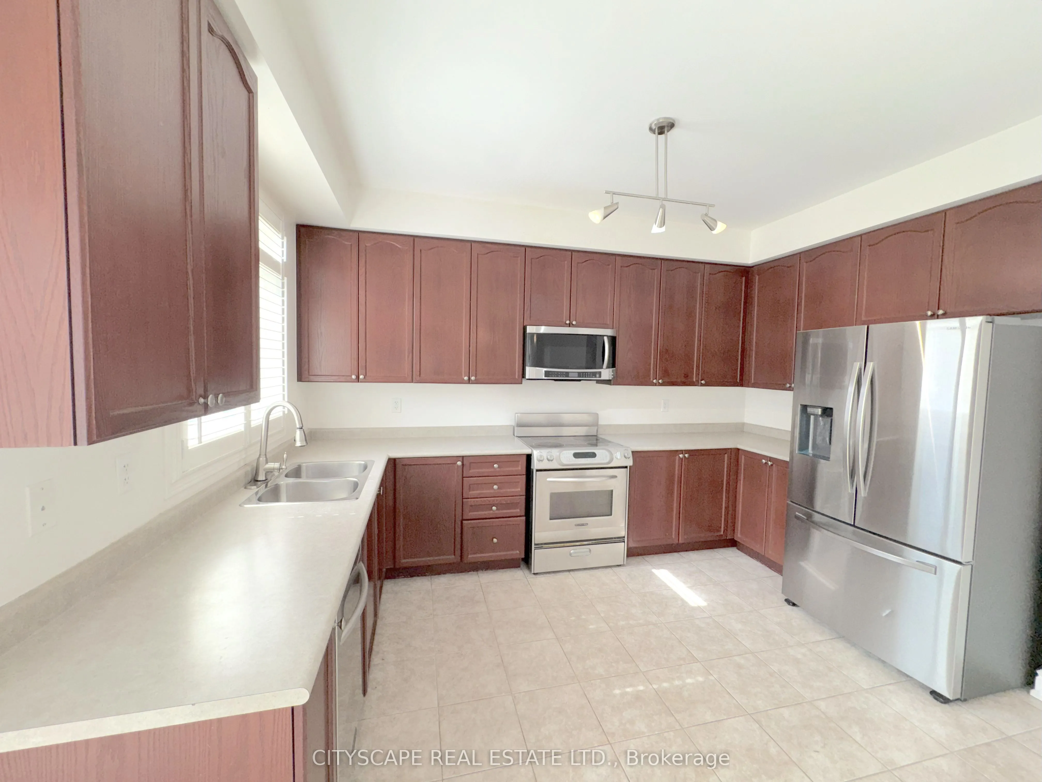 32 Tawnberry Circle