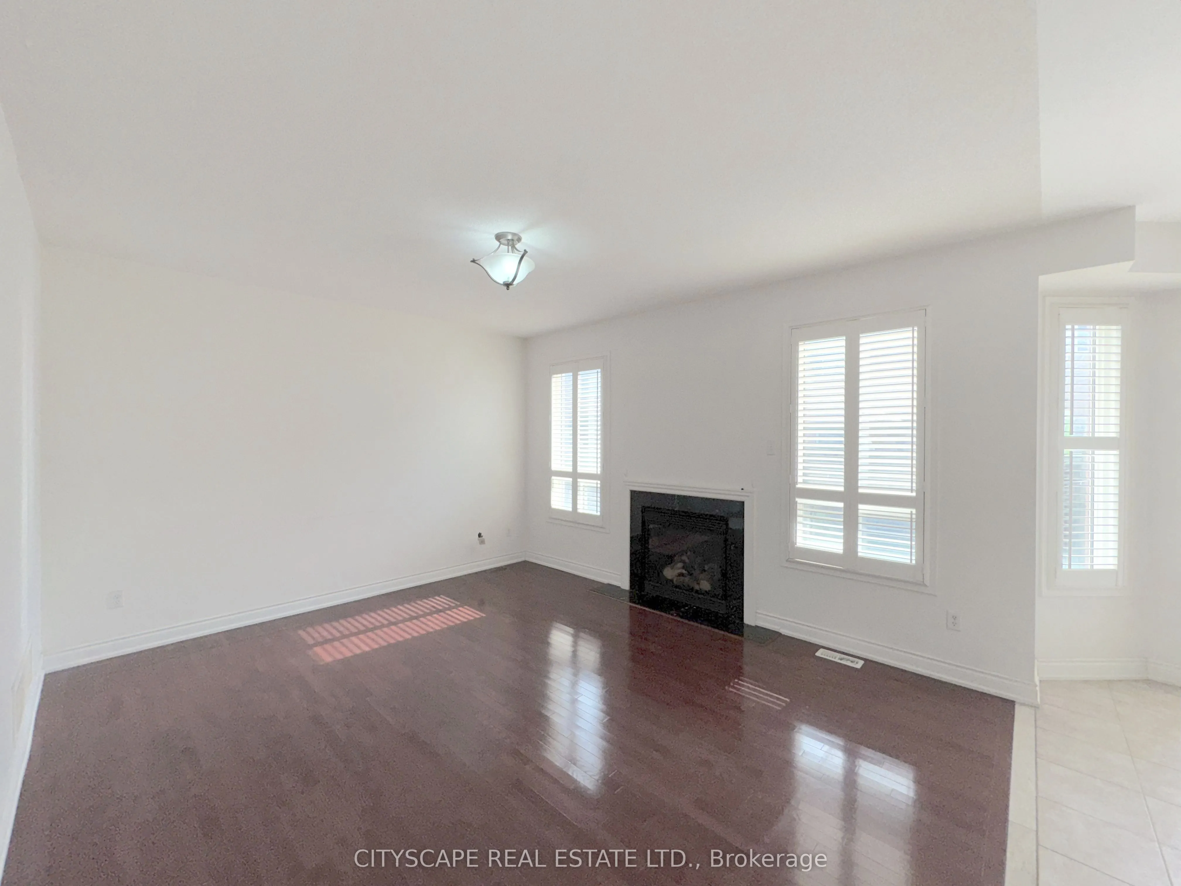 32 Tawnberry Circle
