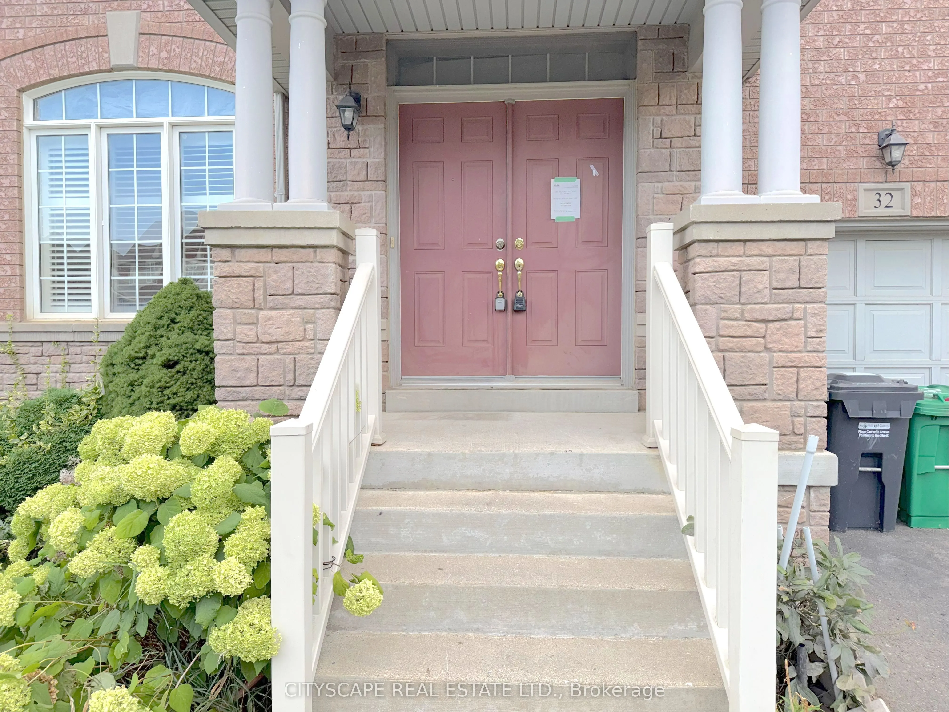 32 Tawnberry Circle