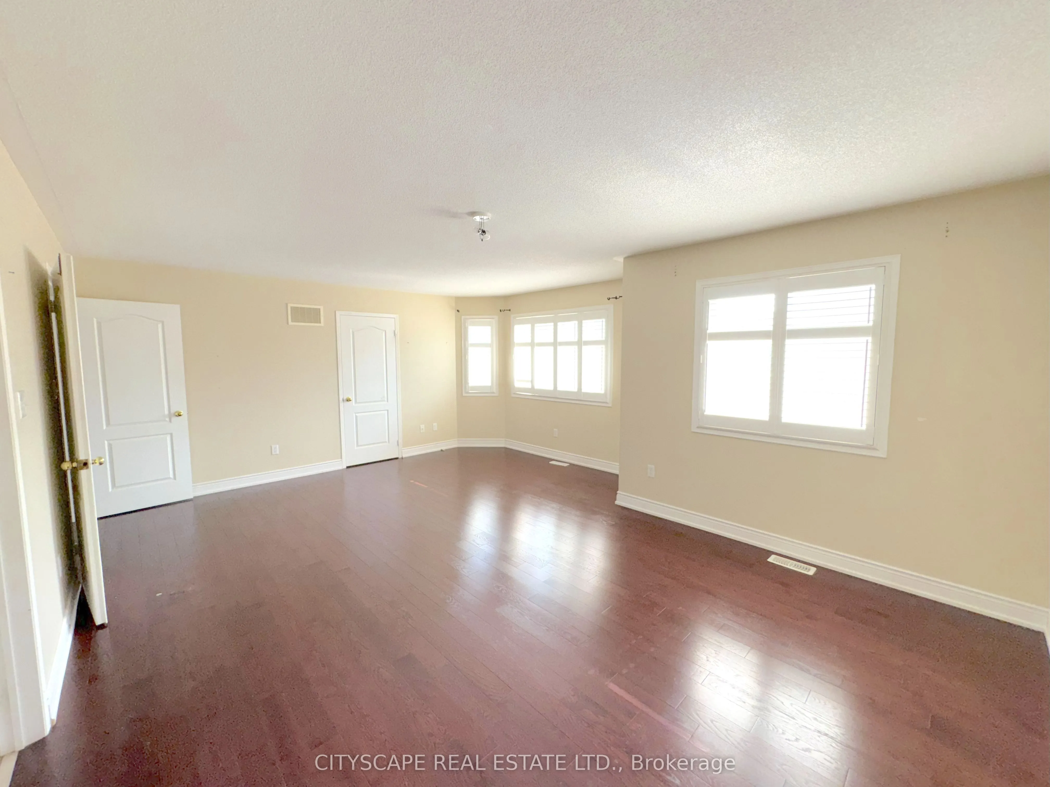 32 Tawnberry Circle