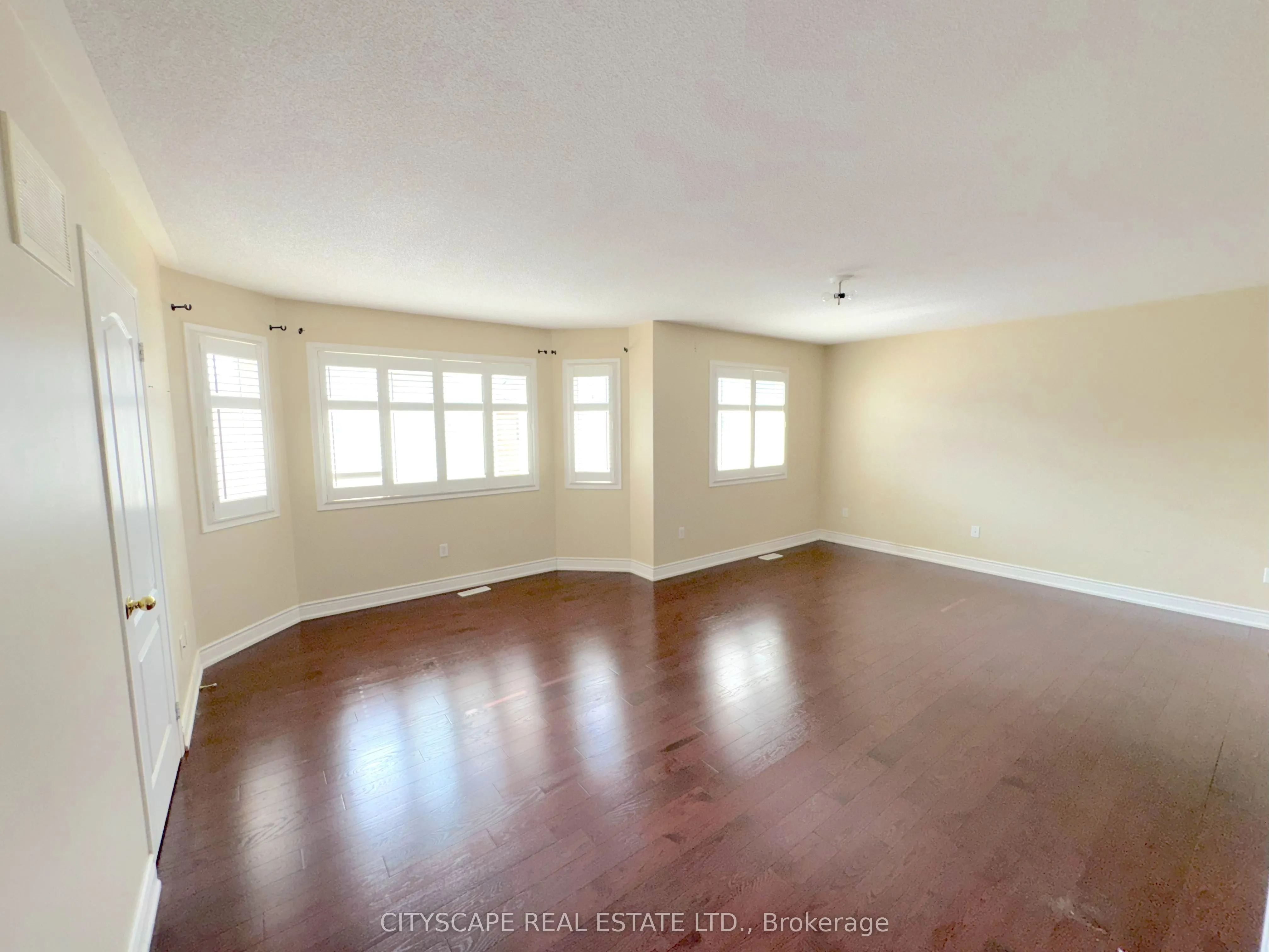 32 Tawnberry Circle