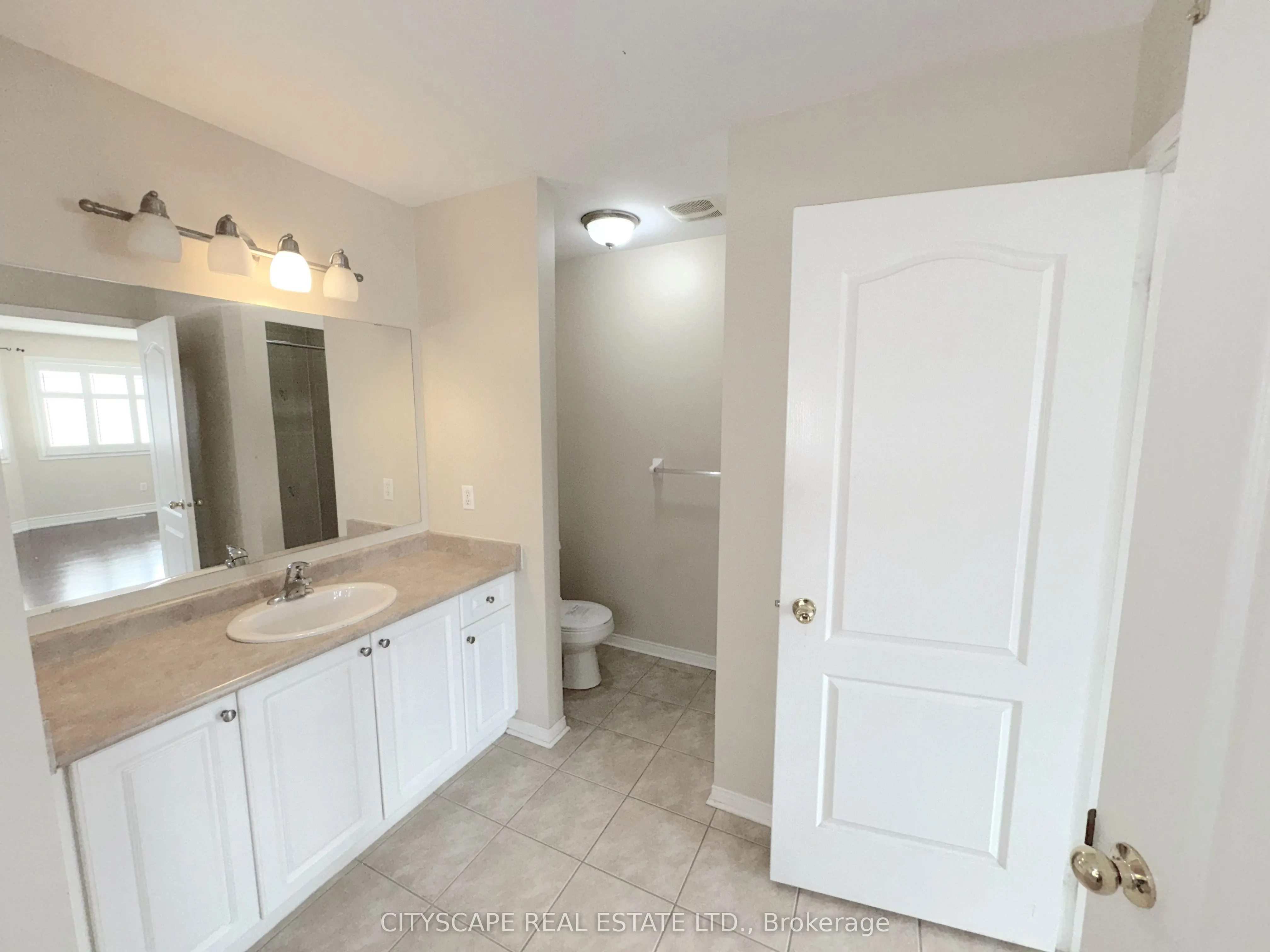 32 Tawnberry Circle