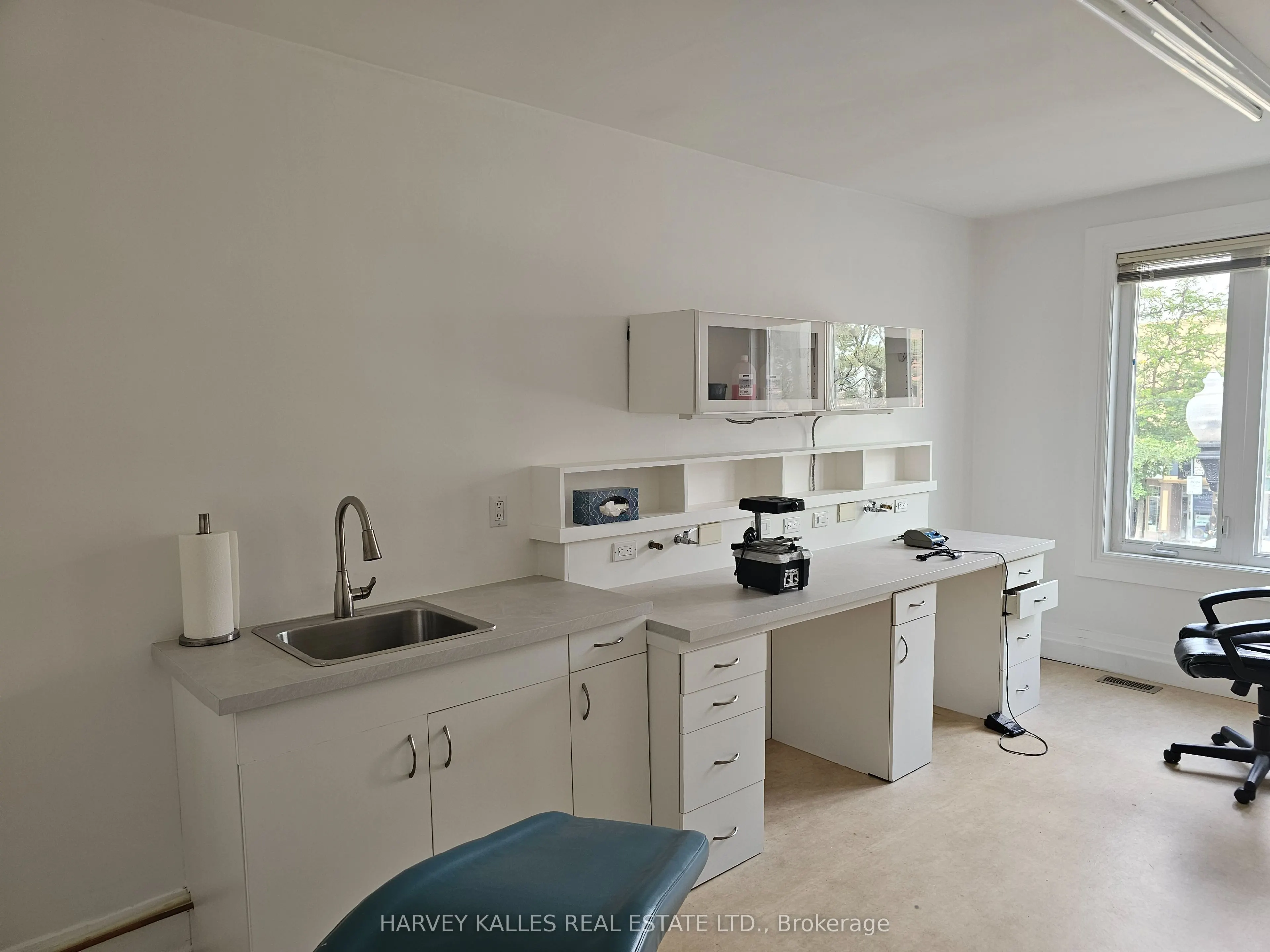 1261 A St.Clair Avenue W