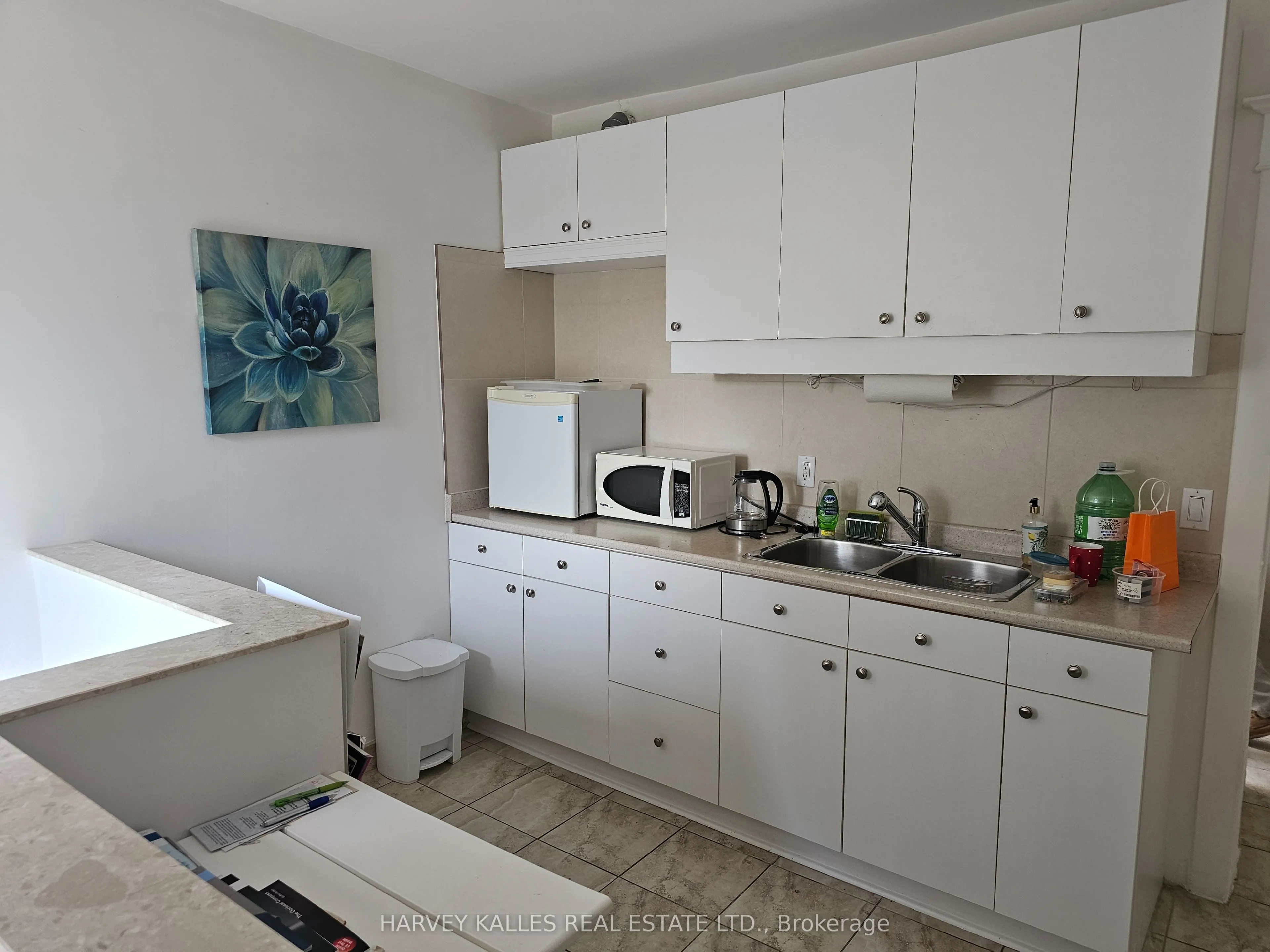 1261 A St.Clair Avenue W
