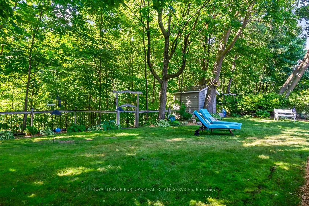 1318 Hillview Crescent