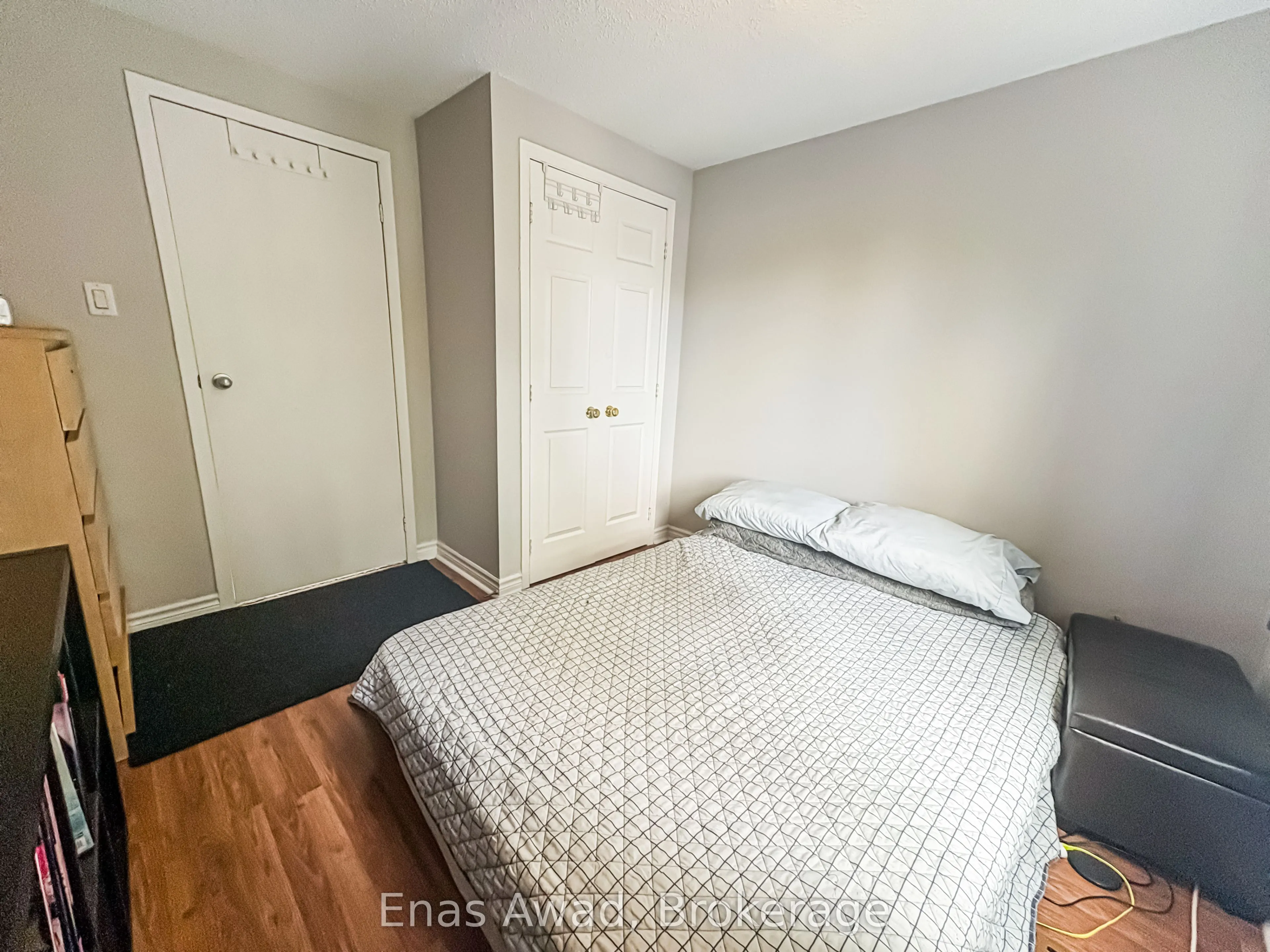 3072 Patrick Crescent