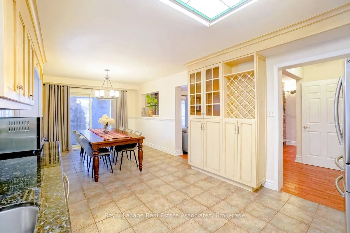 23 Rosemeade Avenue
