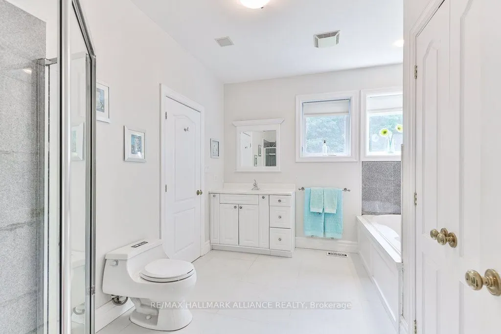 1200 Bronte Road
