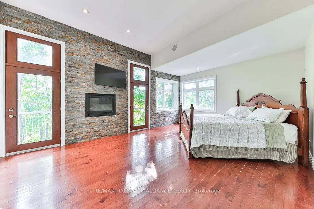 1200 Bronte Road