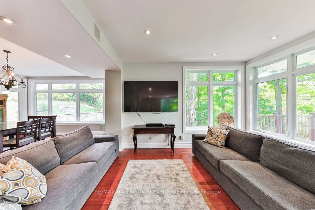 1200 Bronte Road