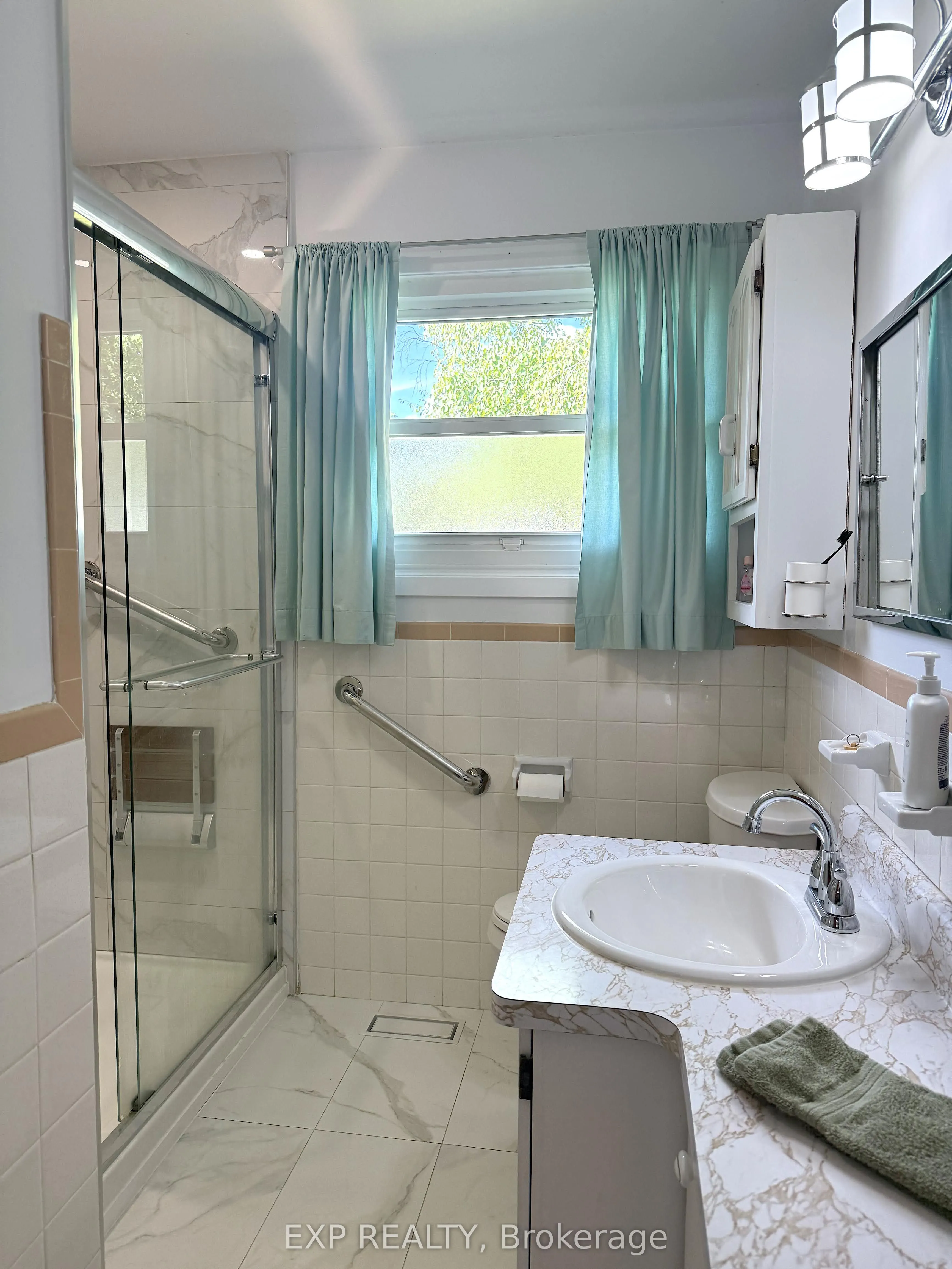 1232 Gainsborough Drive