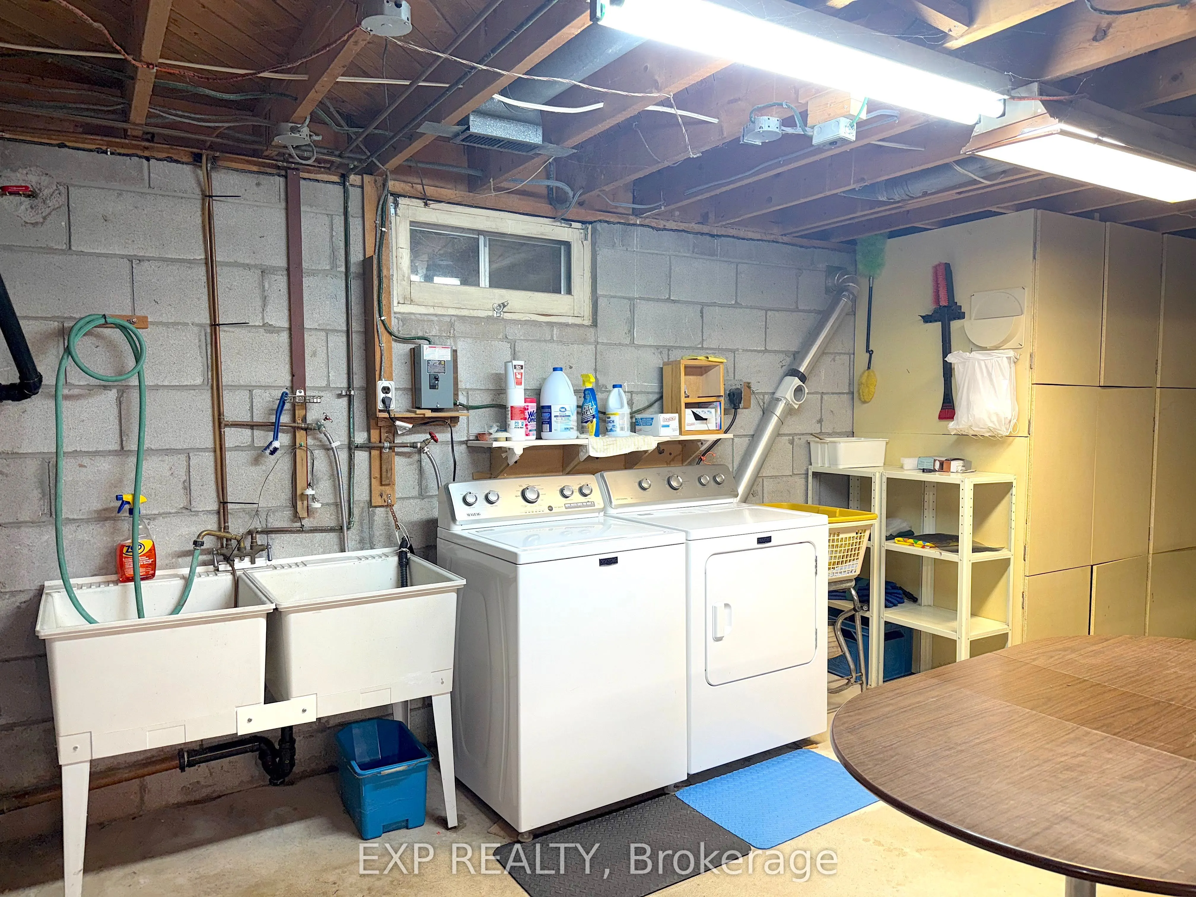 1232 Gainsborough Drive