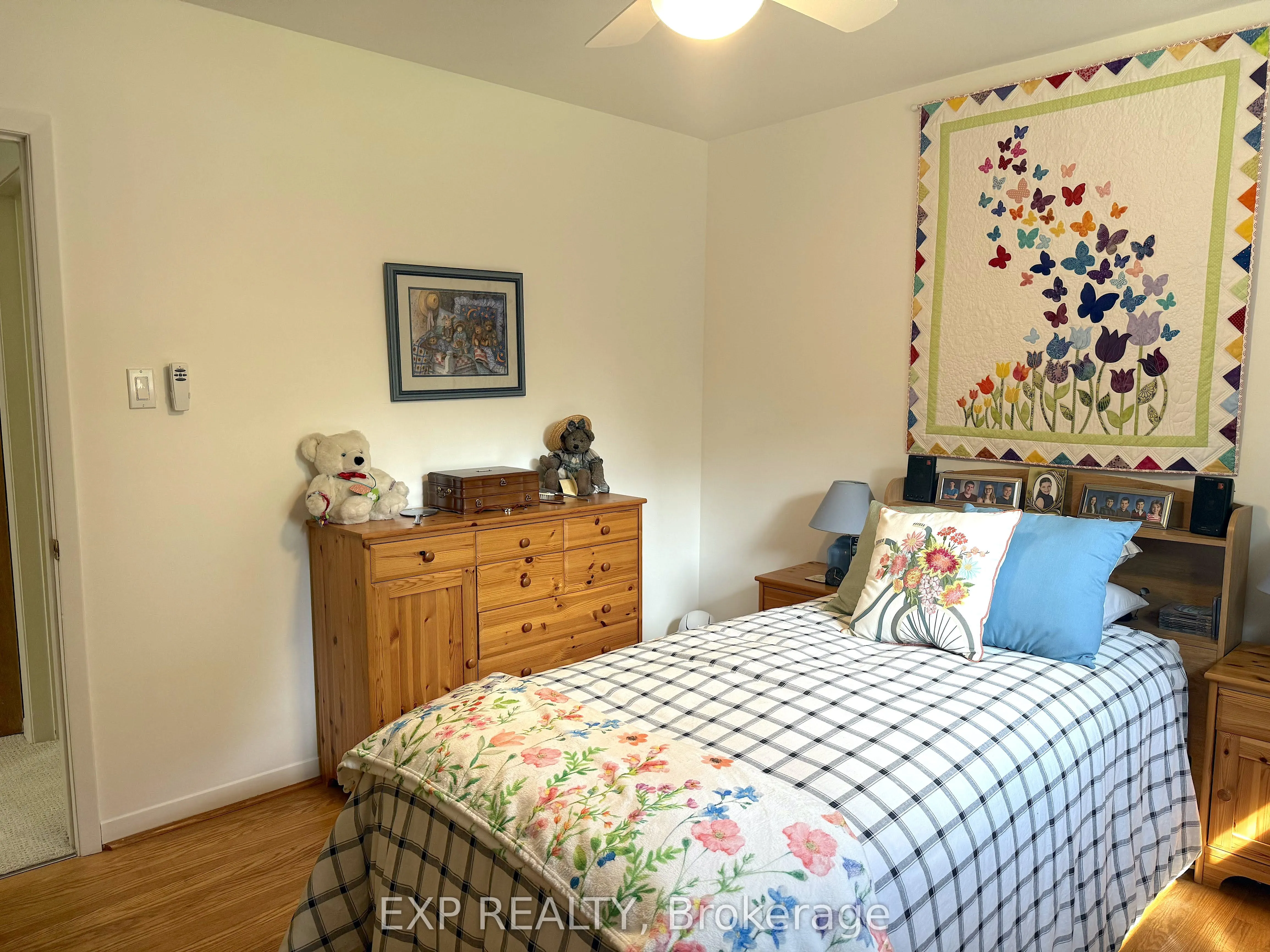 1232 Gainsborough Drive