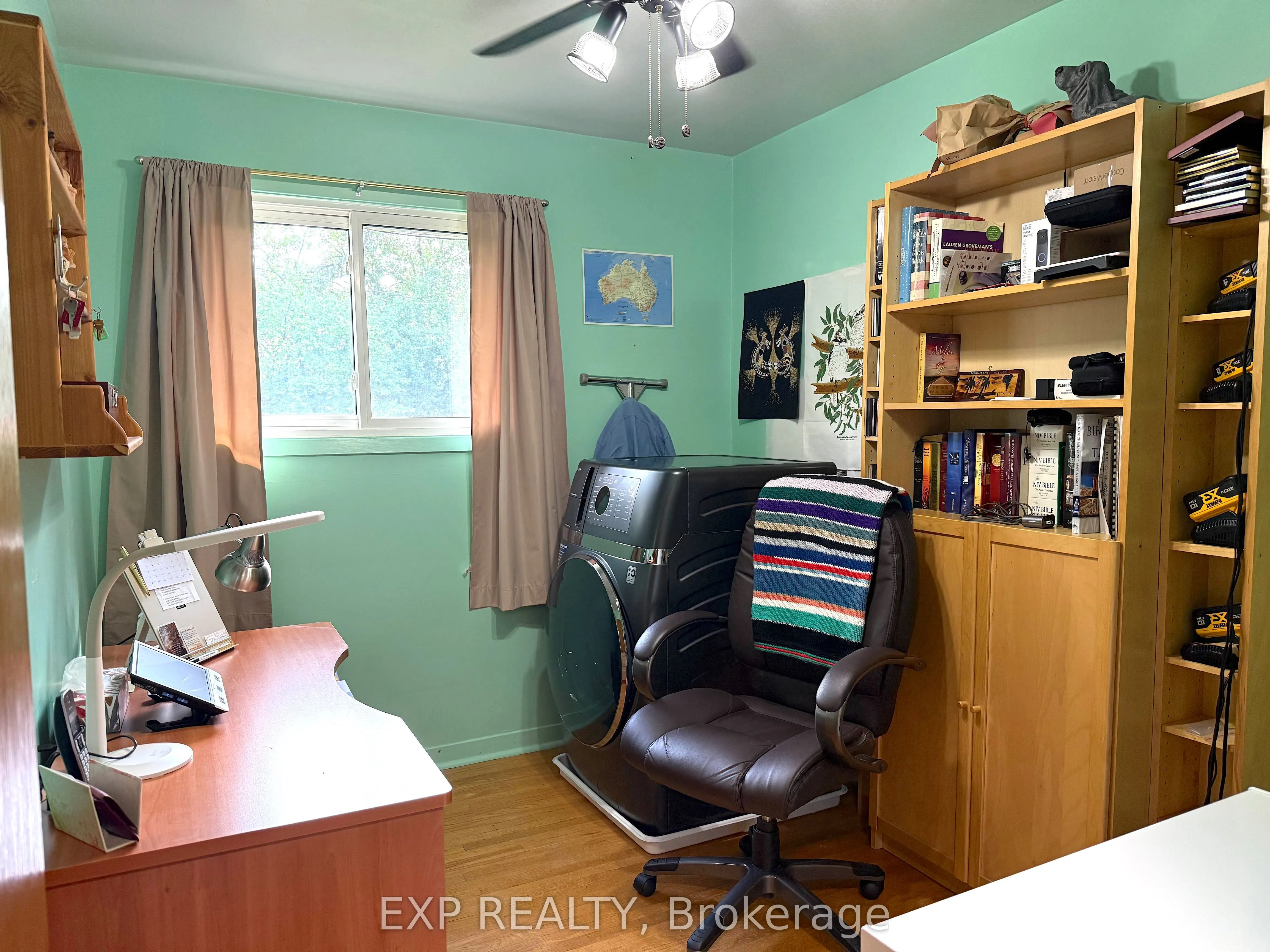 1232 Gainsborough Drive