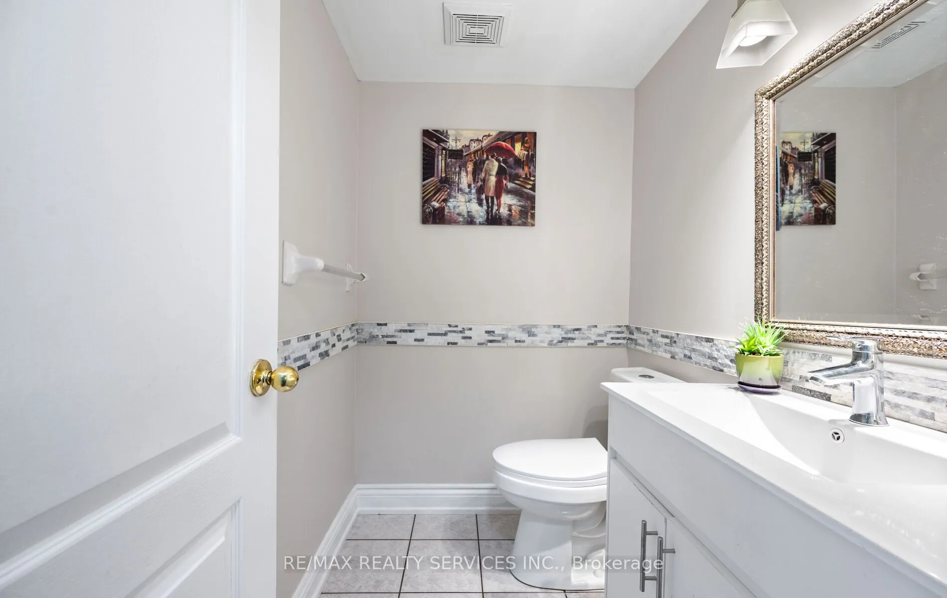 45 Heartleaf Crescent