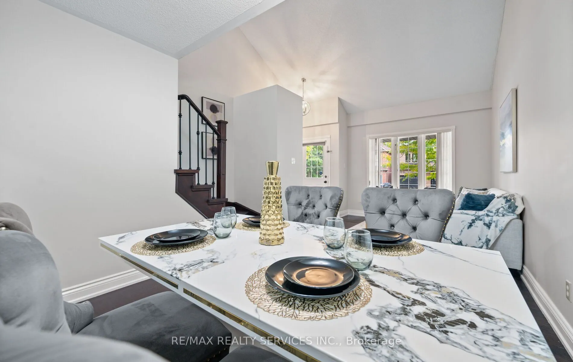 45 Heartleaf Crescent