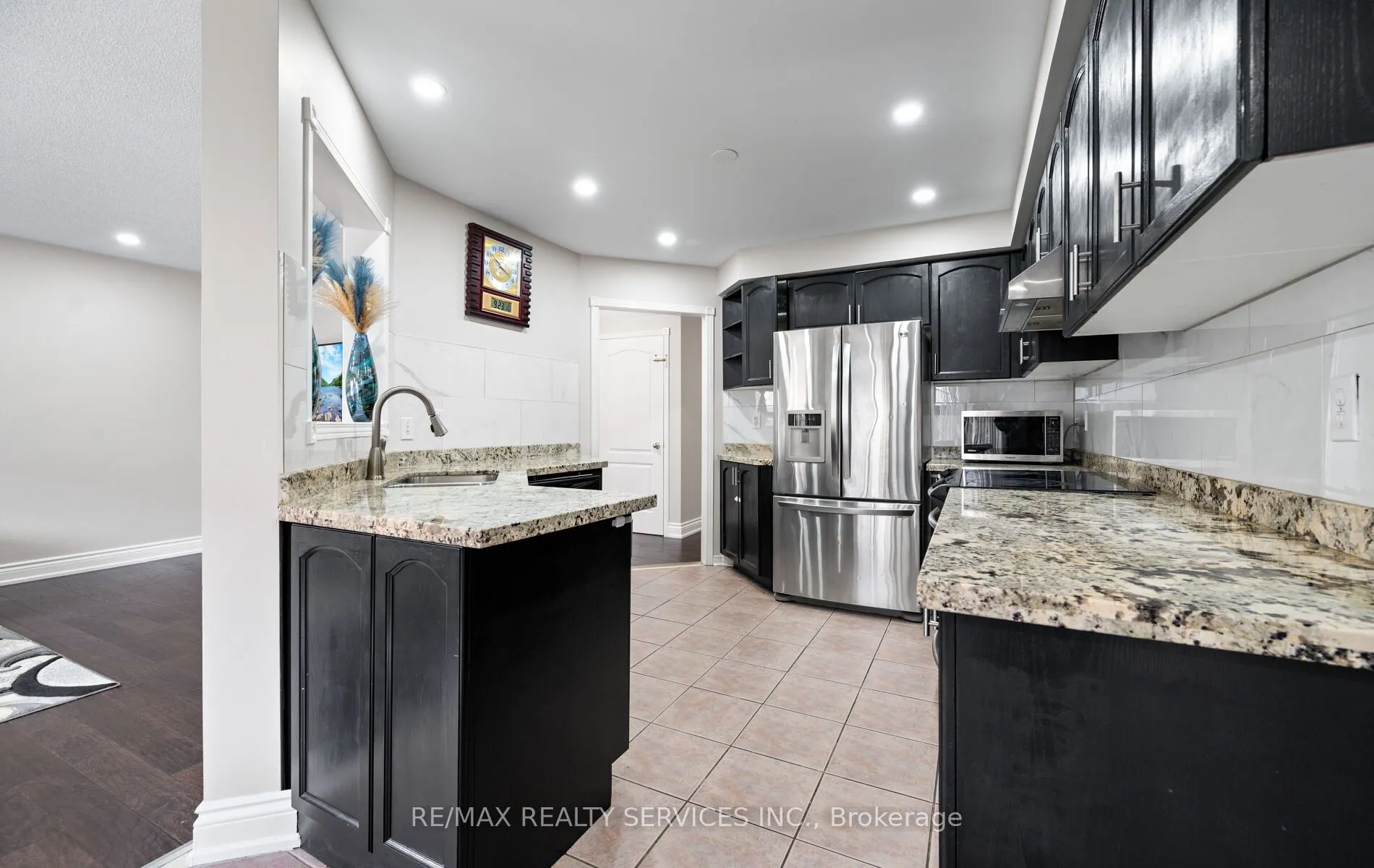 45 Heartleaf Crescent