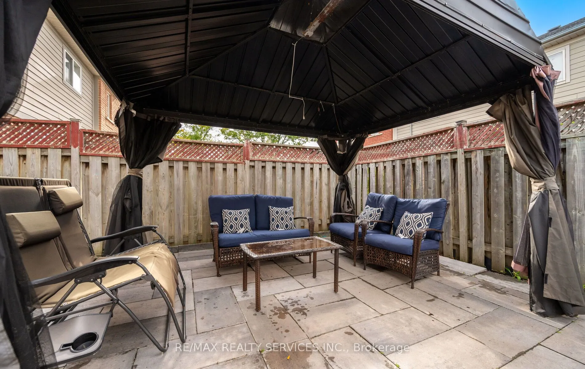 45 Heartleaf Crescent