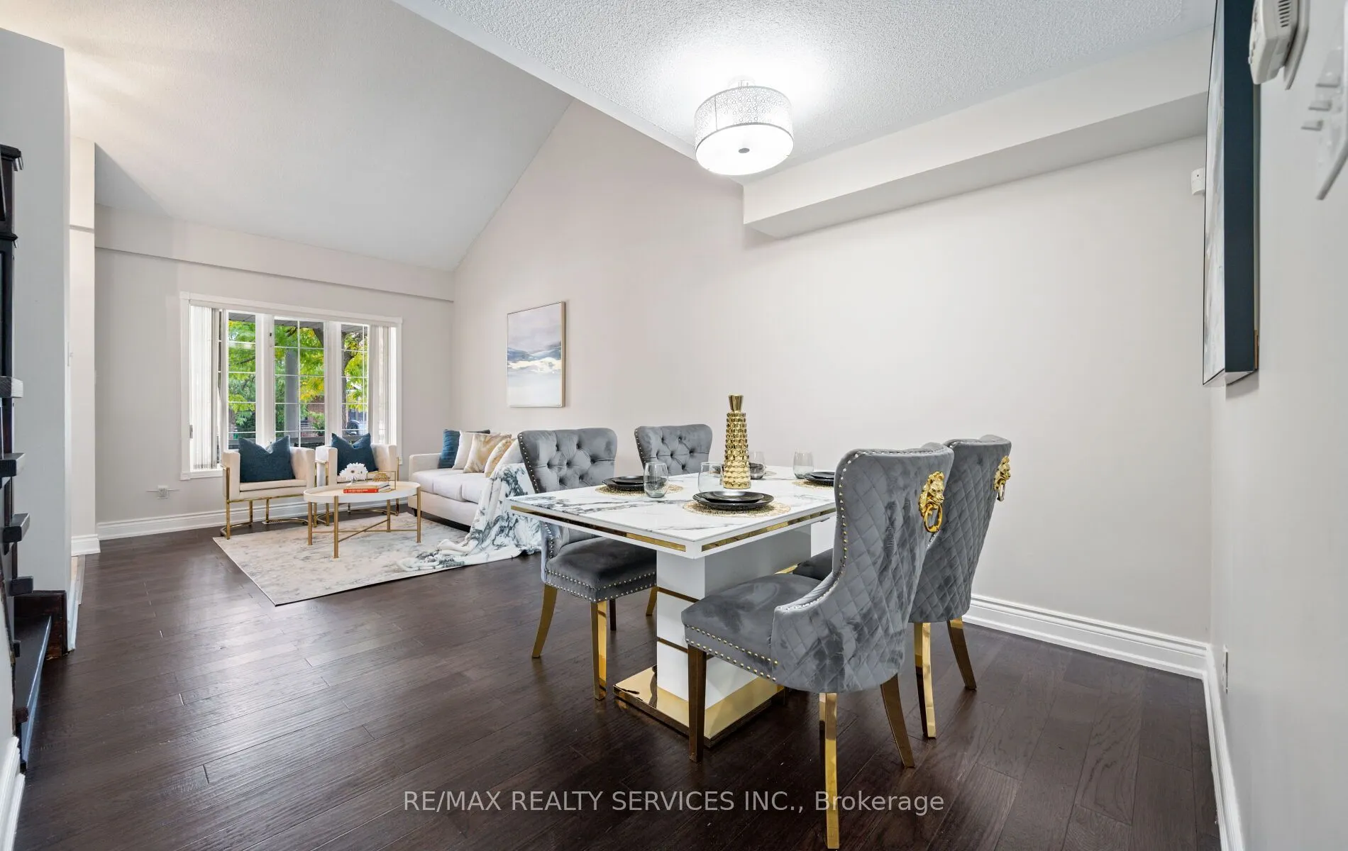 45 Heartleaf Crescent