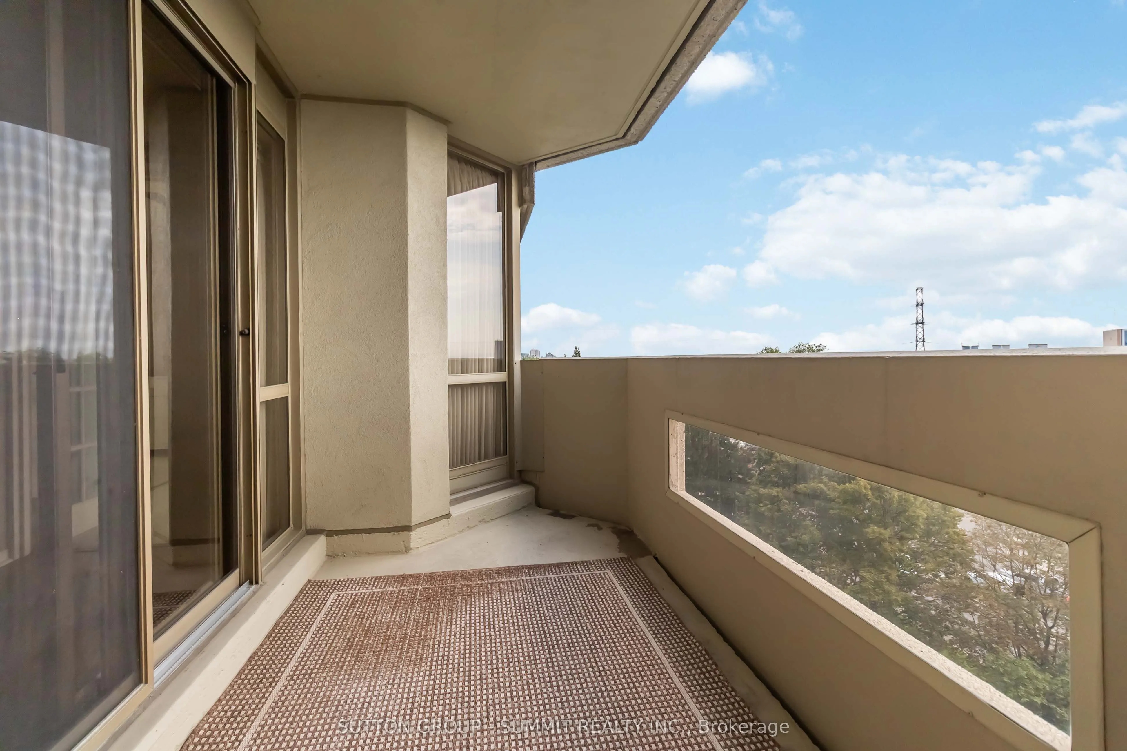 1201 North Shore Boulevard E, #807