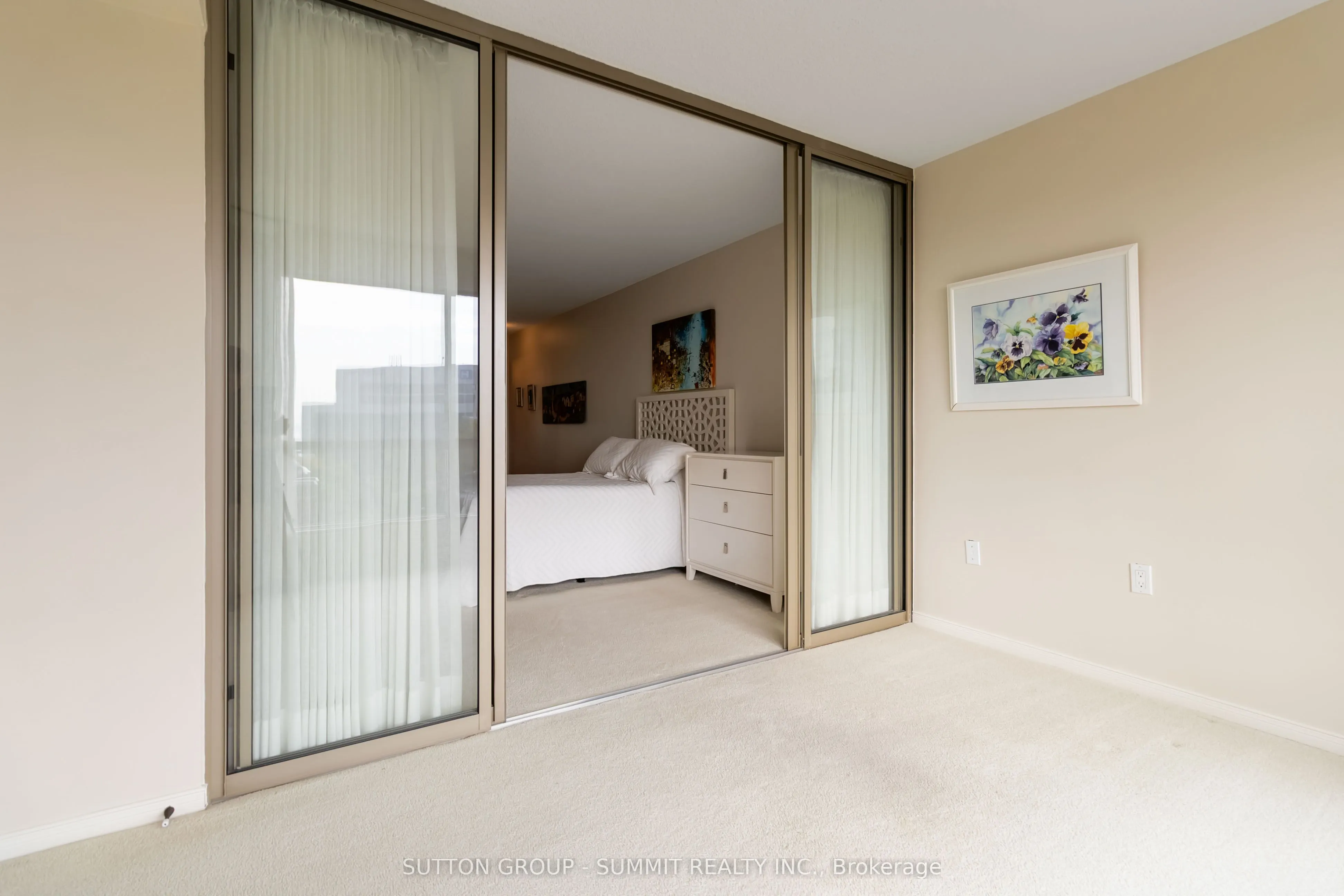 1201 North Shore Boulevard E, #807