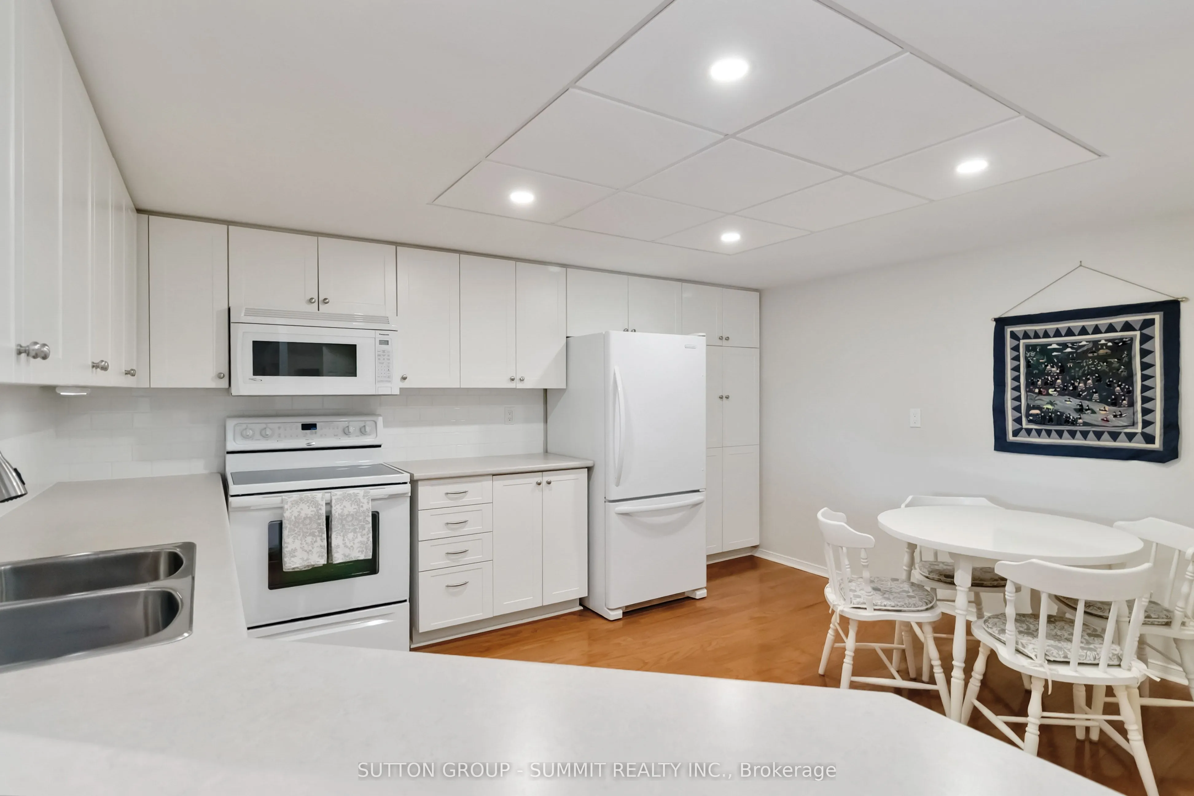 1201 North Shore Boulevard E, #807