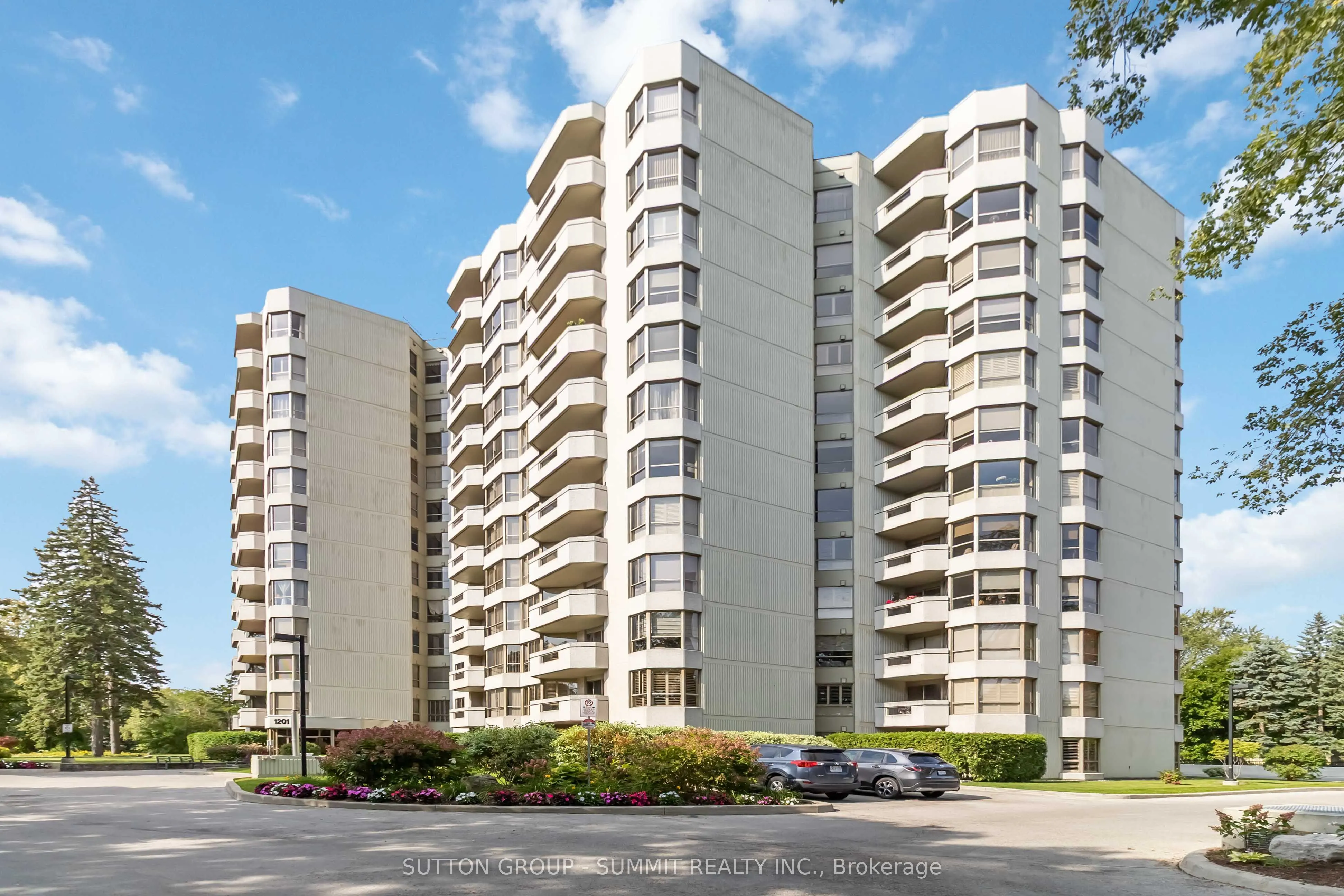 1201 North Shore Boulevard E, #807
