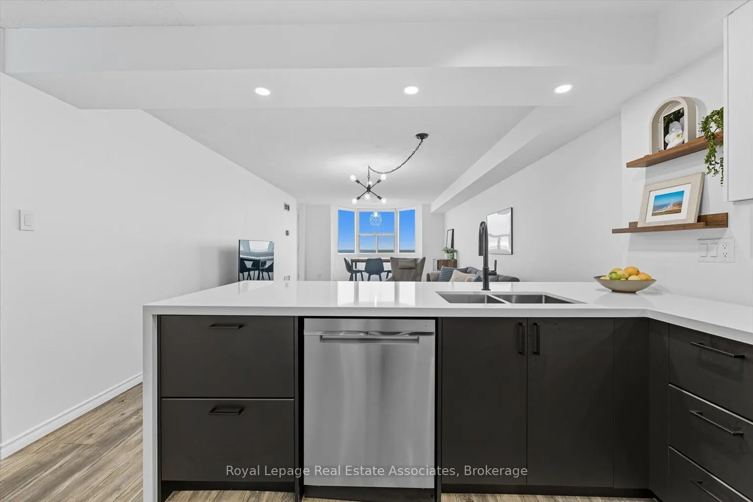 3845 Lake Shore Boulevard W, #1508