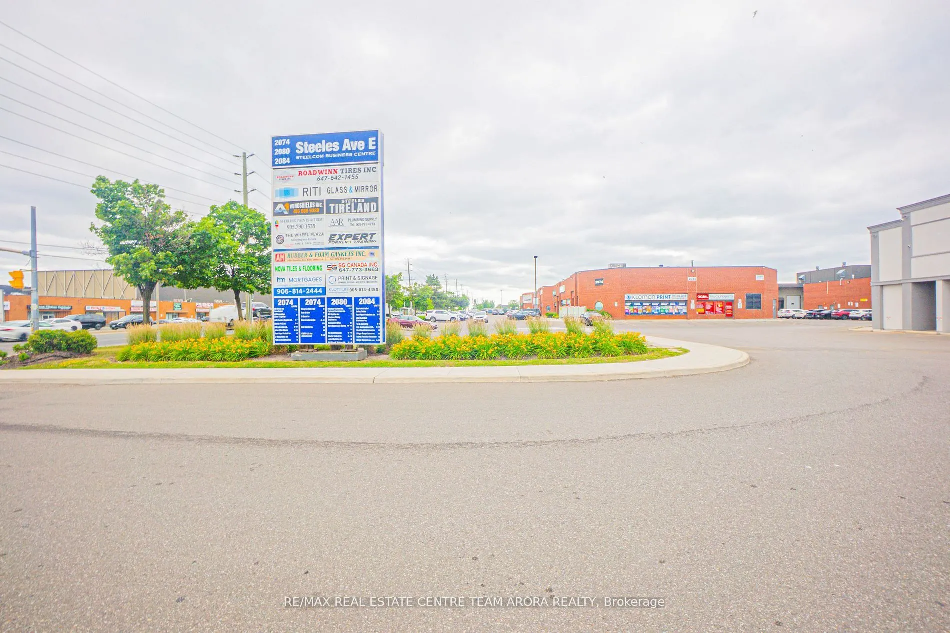 2084 Steeles Avenue E, #13