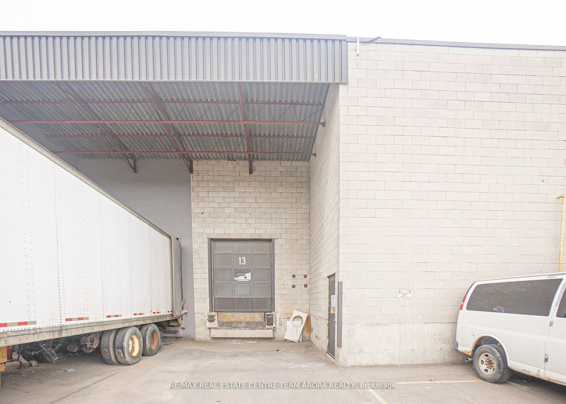 2084 Steeles Avenue E, #13