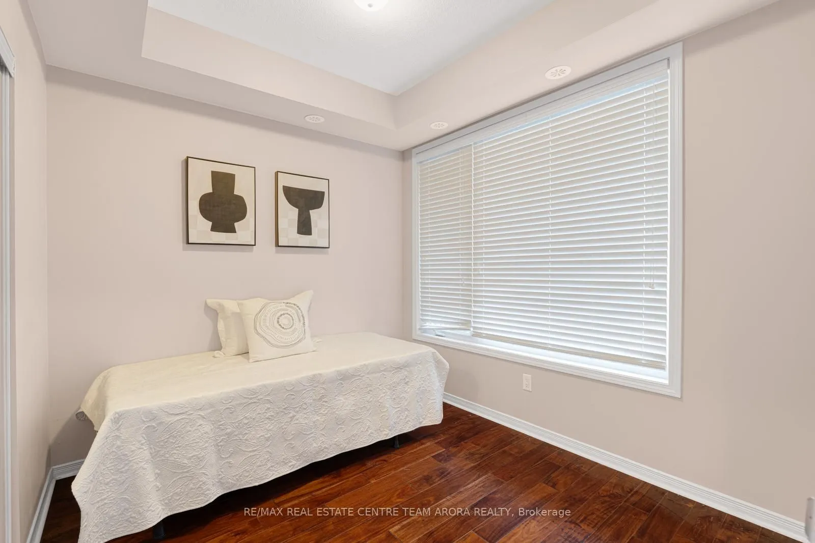 50 Sky Harbour Drive, #402