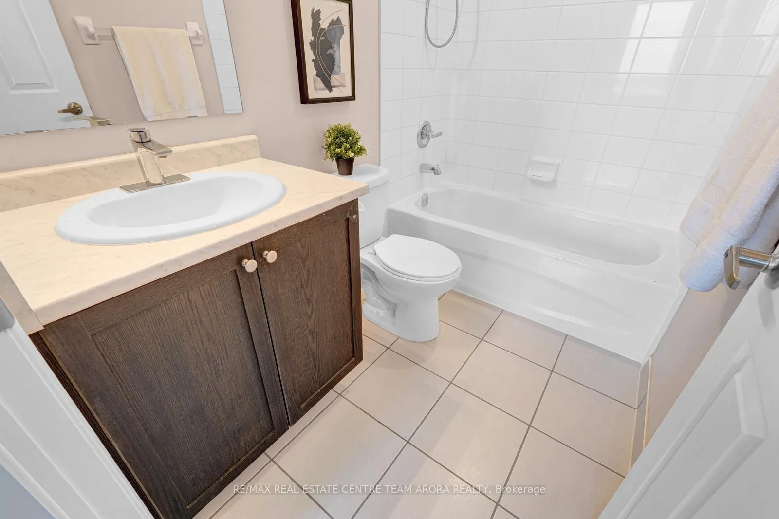 50 Sky Harbour Drive, #402