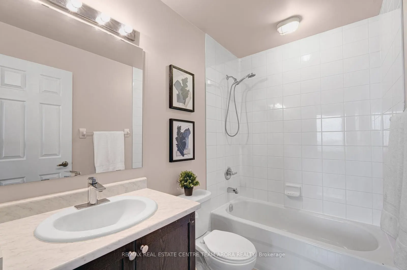 50 Sky Harbour Drive, #402
