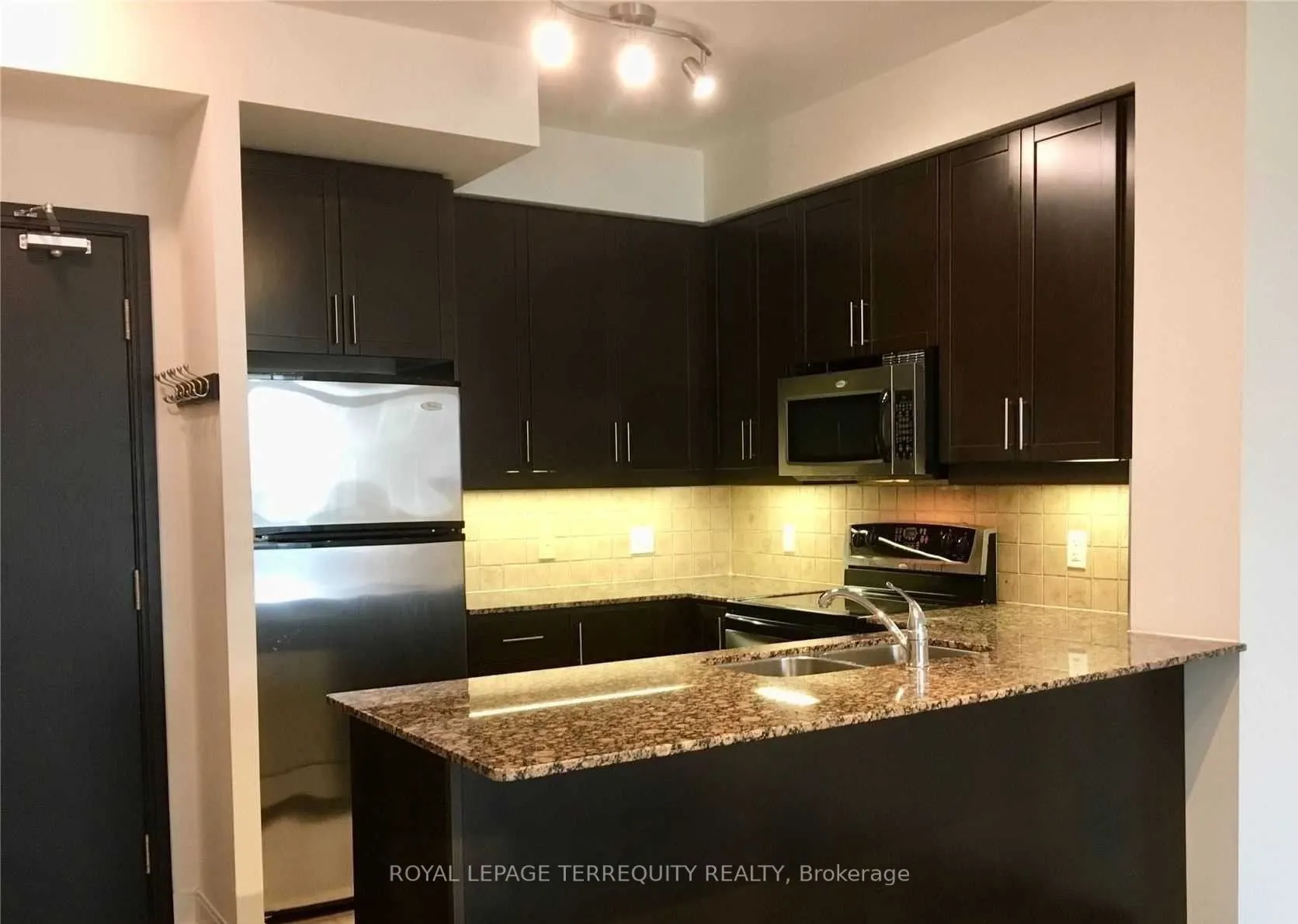 70 Absolute Avenue, #1602