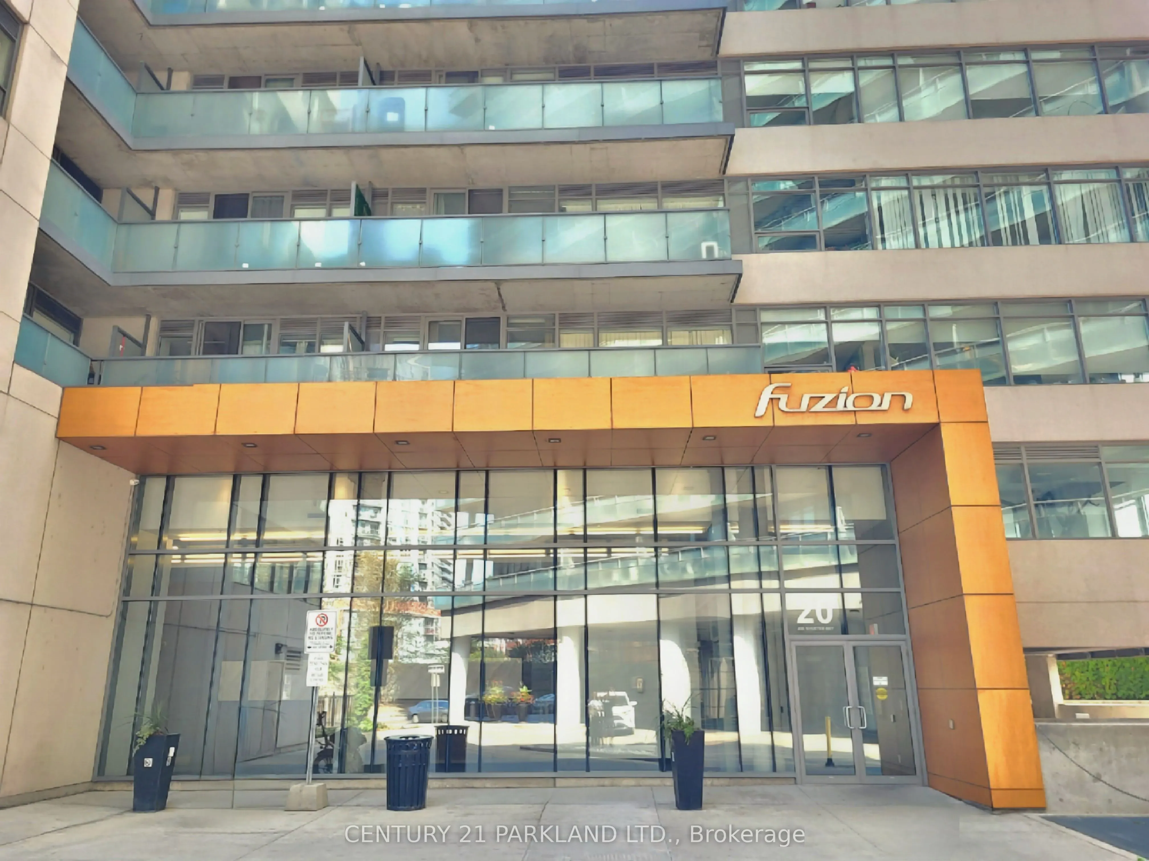 20 Joe Shuster Way, #1215