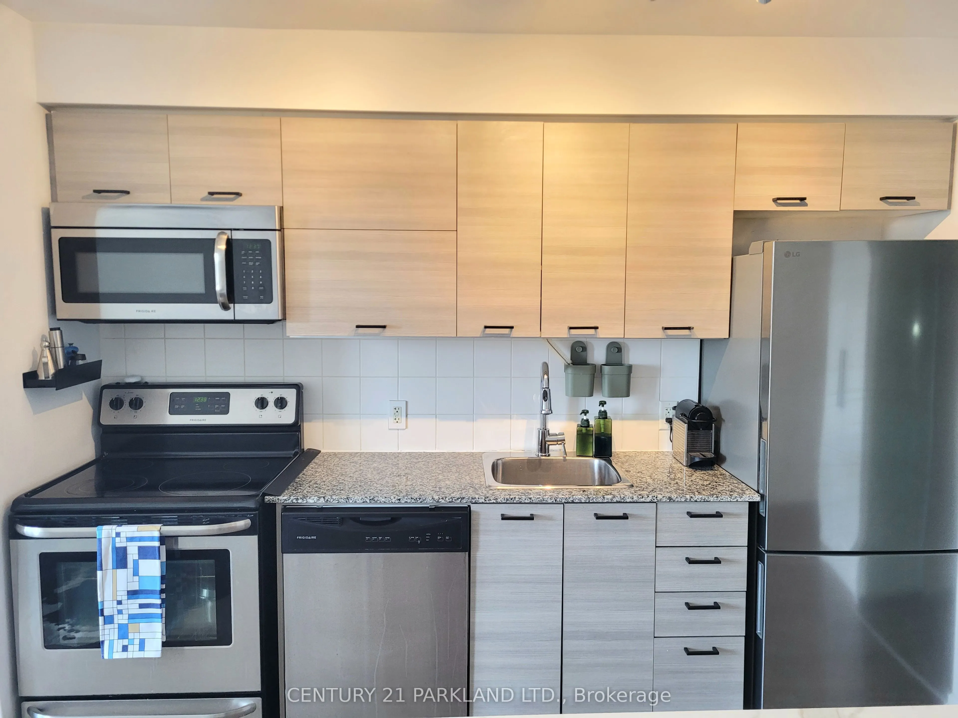 20 Joe Shuster Way, #1215