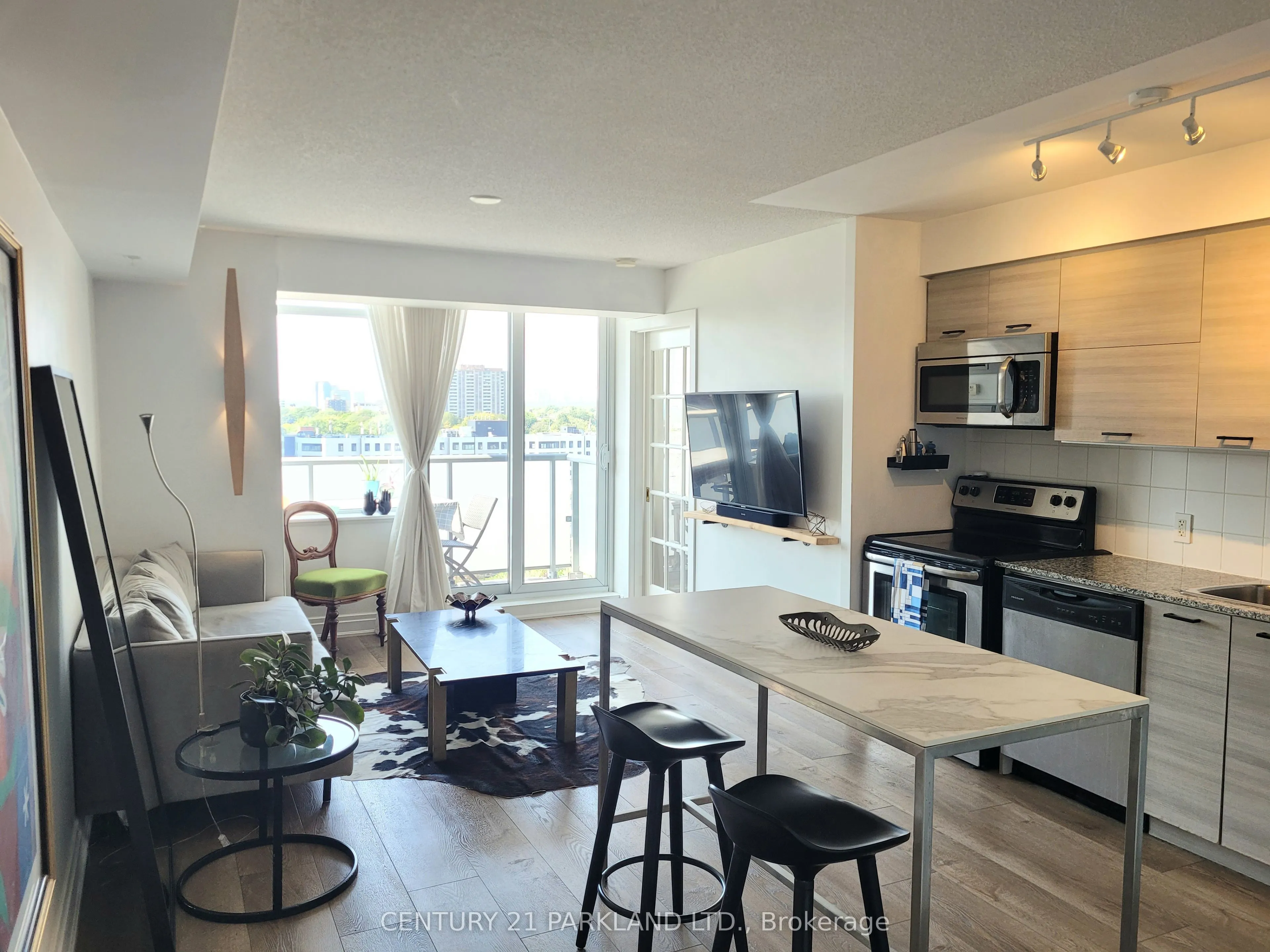 20 Joe Shuster Way, #1215